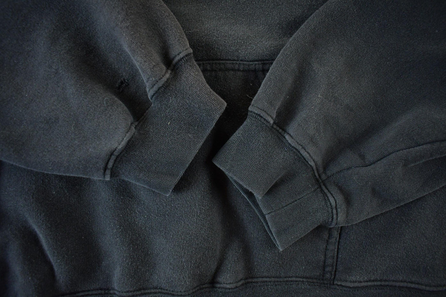 Vintage 2005 Nine Inch Nails Graphic Hoodie Men's 2XL from propervintagecanada