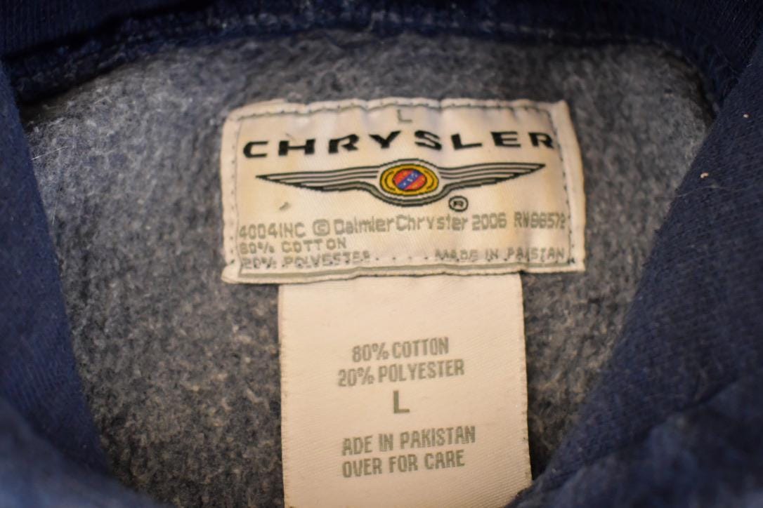 Vintage 2006 Chrysler Crossgrain Hoodie Sweatshirt Men's M from propervintagecanada