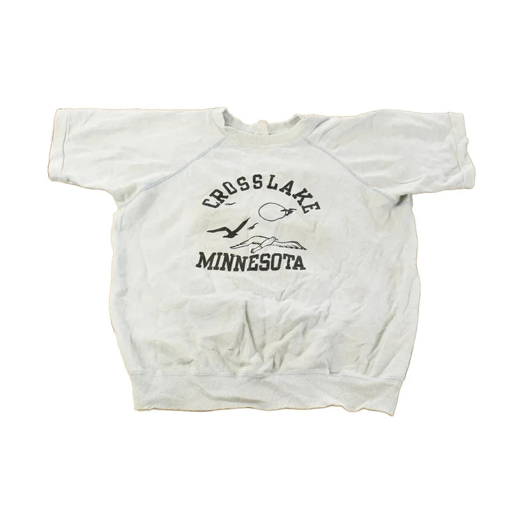 Vintage 60s Crosslake Minnesota Sweatshirt, Men's Small from propervintagecanada