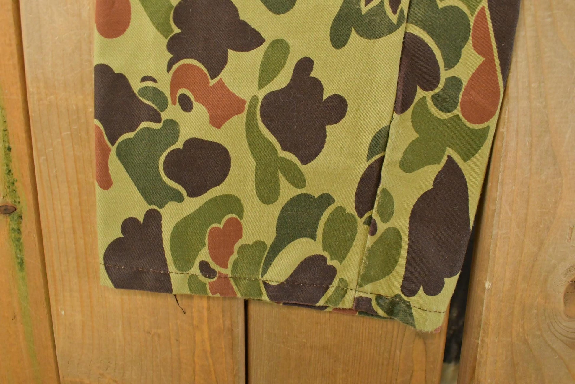 Vintage 70s Duck Camo Hunting Pants, Men's 32x32 from propervintagecanada