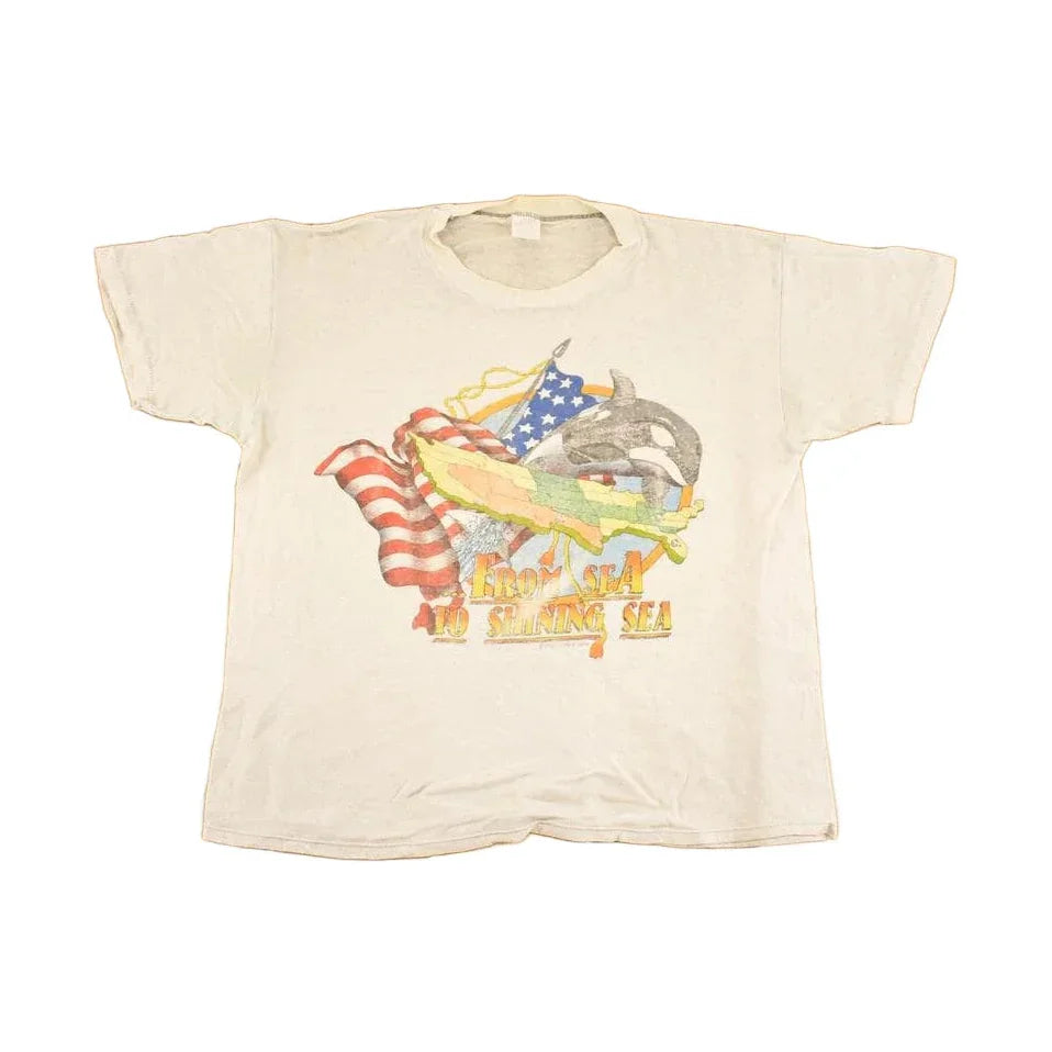Vintage 80s Orca Graphic Tee, USA Souvenir Shirt (Men's L) from propervintagecanada