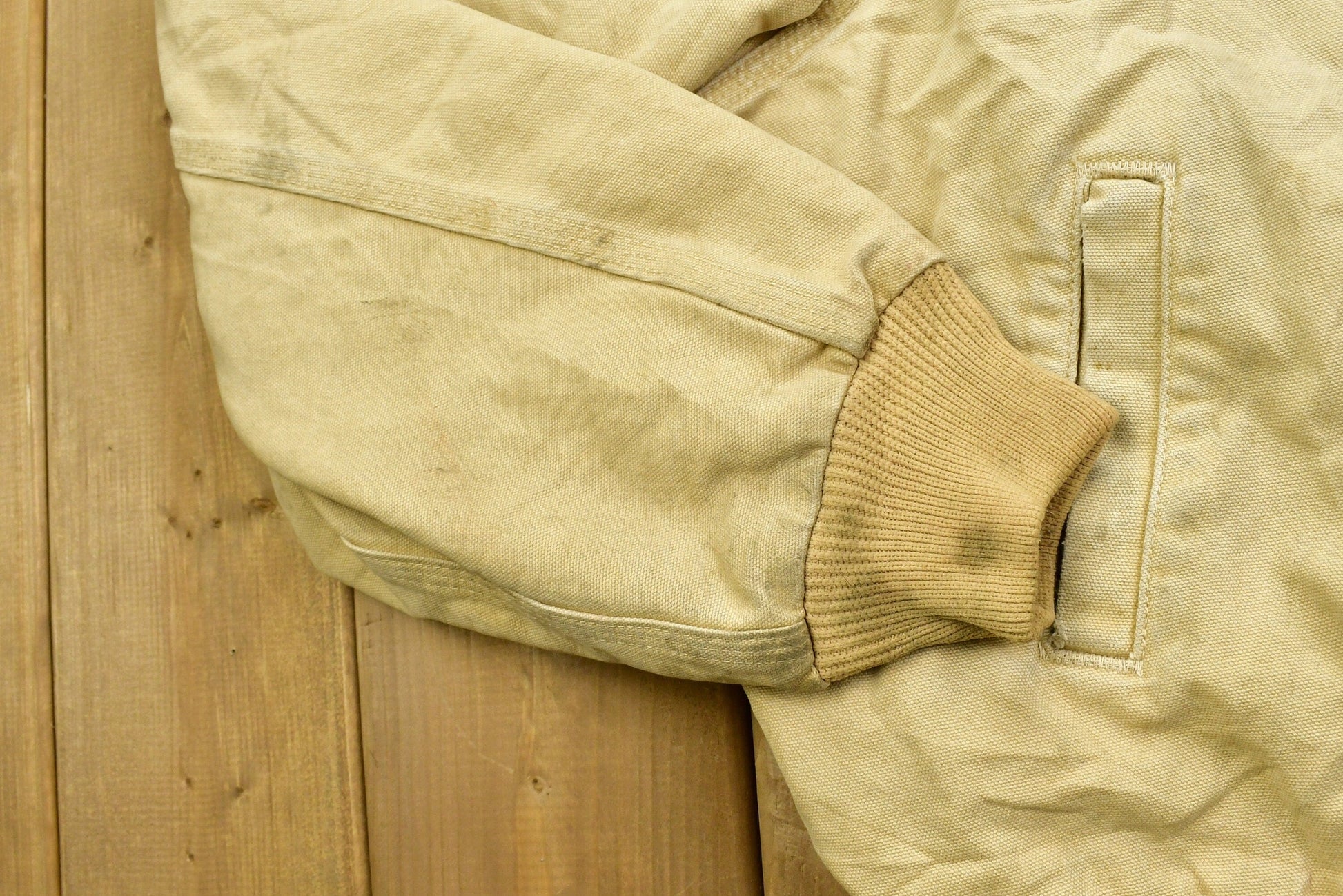 Vintage 90's Carhartt Santa Fe Jacket Men's XL from propervintagecanada