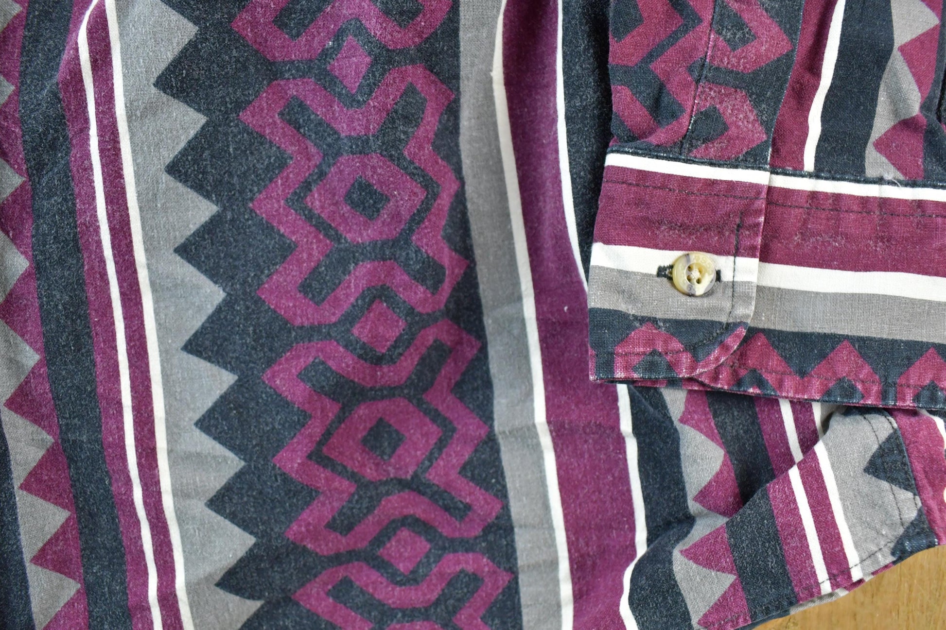 Vintage 90s 955 Origionals Western Button Up Shirt Men's Large from propervintagecanada