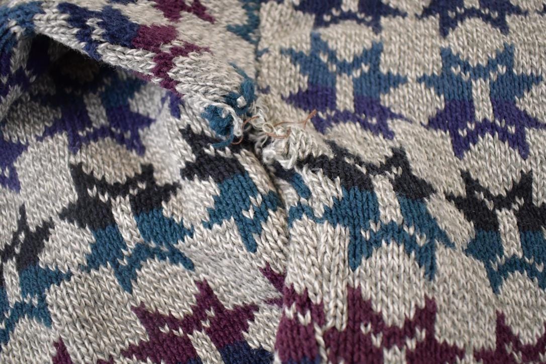 Vintage 90s Abstract Knit Sweater Men's XL - Funky Pullover from propervintagecanada
