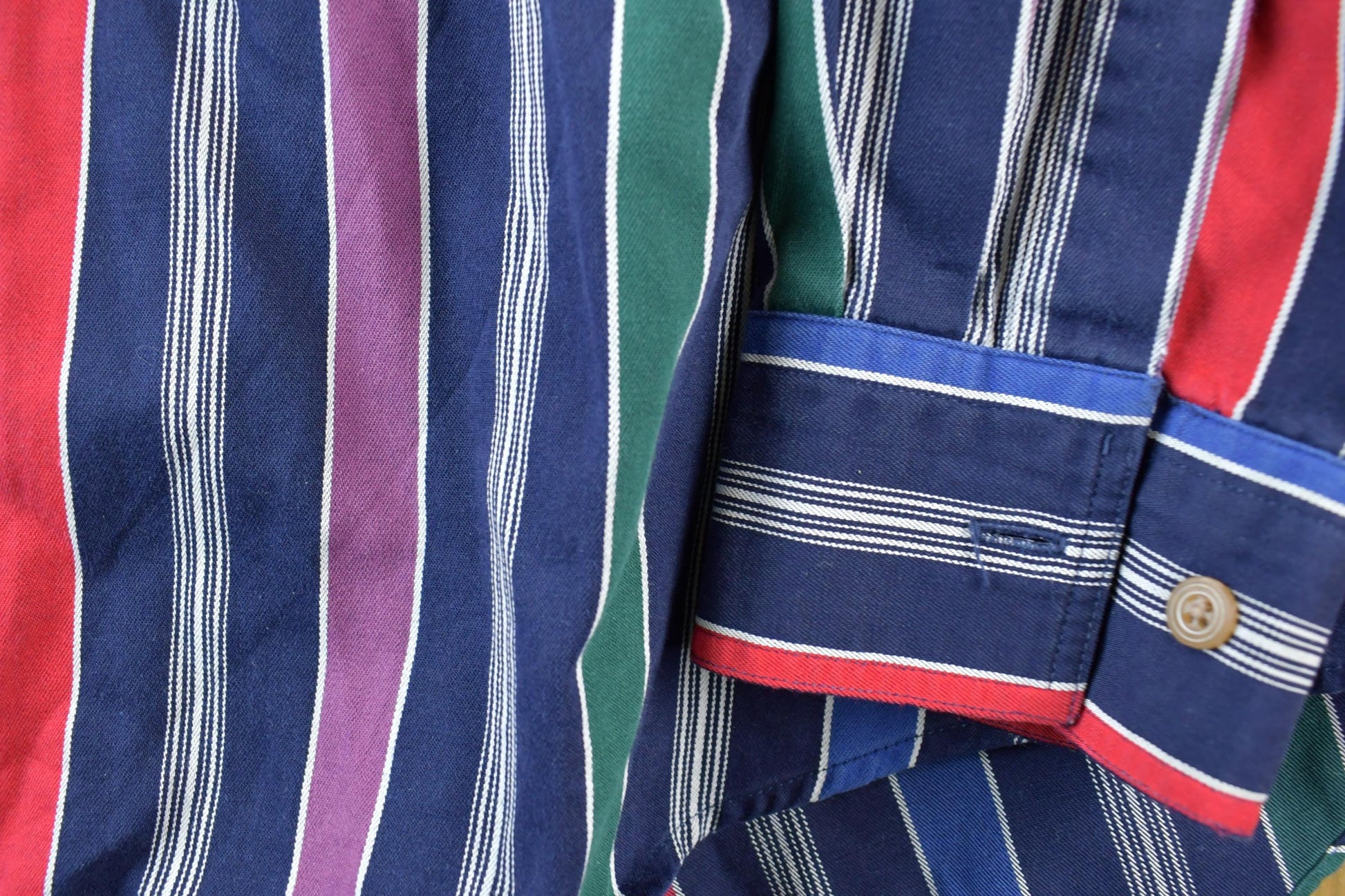 Vintage 90s Colours by Alexander Julian Western Button Up Shirt Men's Large from propervintagecanada