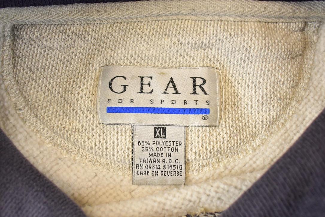 Vintage 90s Friday Harbor Quarter Zip Sweatshirt, Men's XL from propervintagecanada