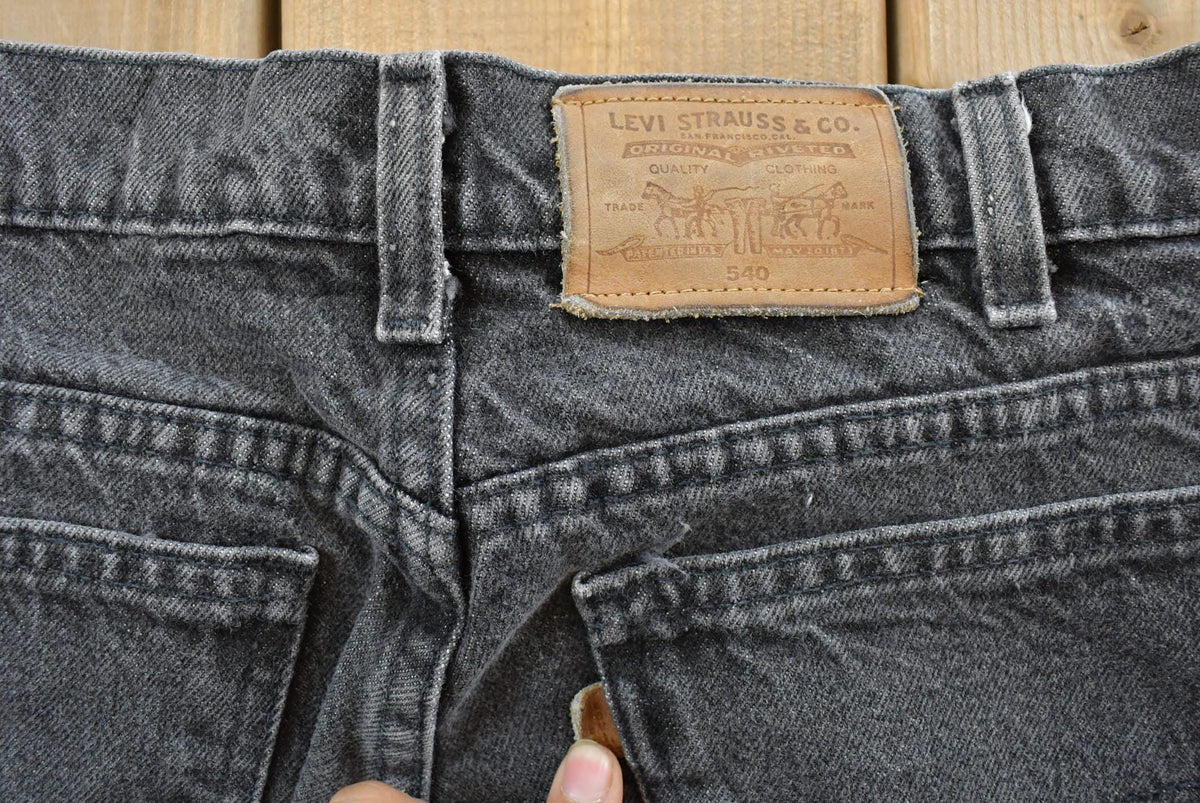Vintage 90s Levi's 540 Relaxed Straight Denim Jeans Men's 31 x 29 from propervintagecanada