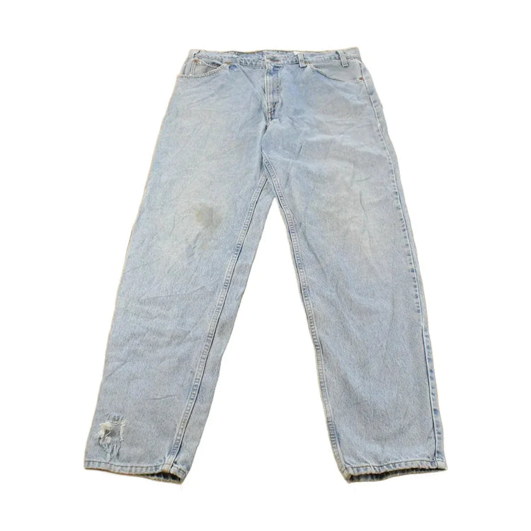 Vintage 90s Levi's 550 Jeans: Relaxed Tapered Fit Men's 36x35 from propervintagecanada