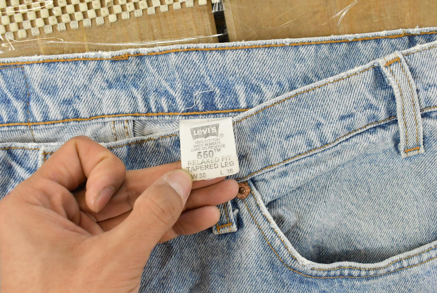 Vintage 90s Levi's 550 Jeans: Relaxed Tapered Fit Men's 36x35 from propervintagecanada