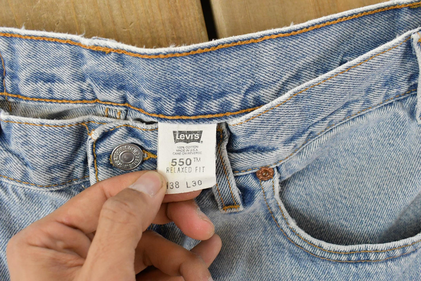Vintage 90s Levi's 550 Relaxed Denim Jeans Men's 28 x 29 from propervintagecanada