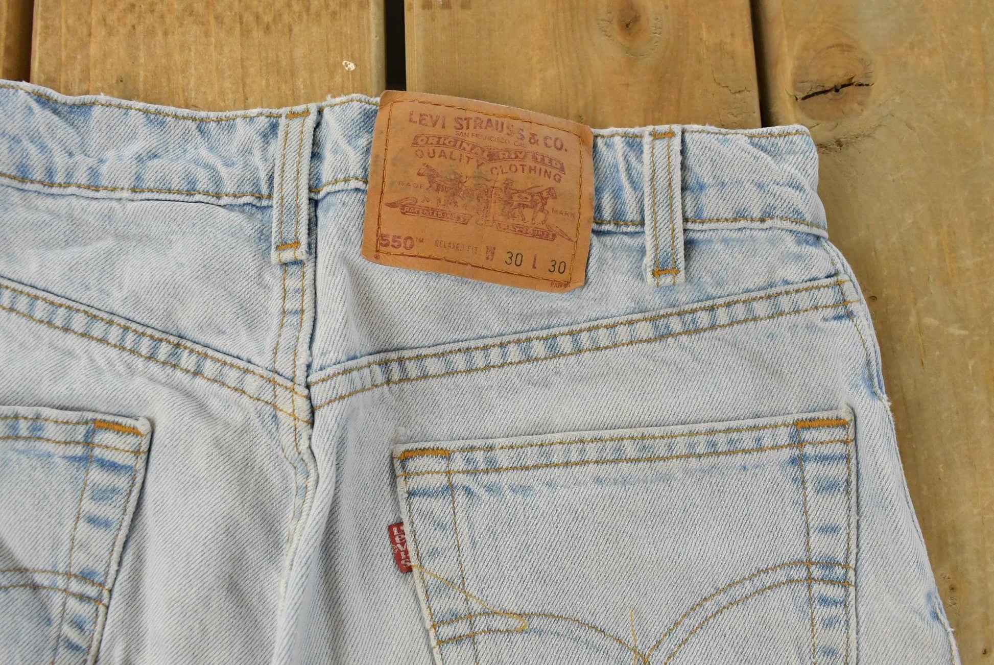 Vintage 90s Levi's 550 Relaxed Denim Jeans Men's 28 x 29 from propervintagecanada