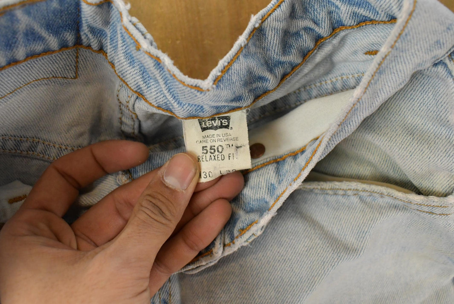 Vintage 90s Levi's 550 Relaxed Denim Jeans Men's 28 x 29 from propervintagecanada