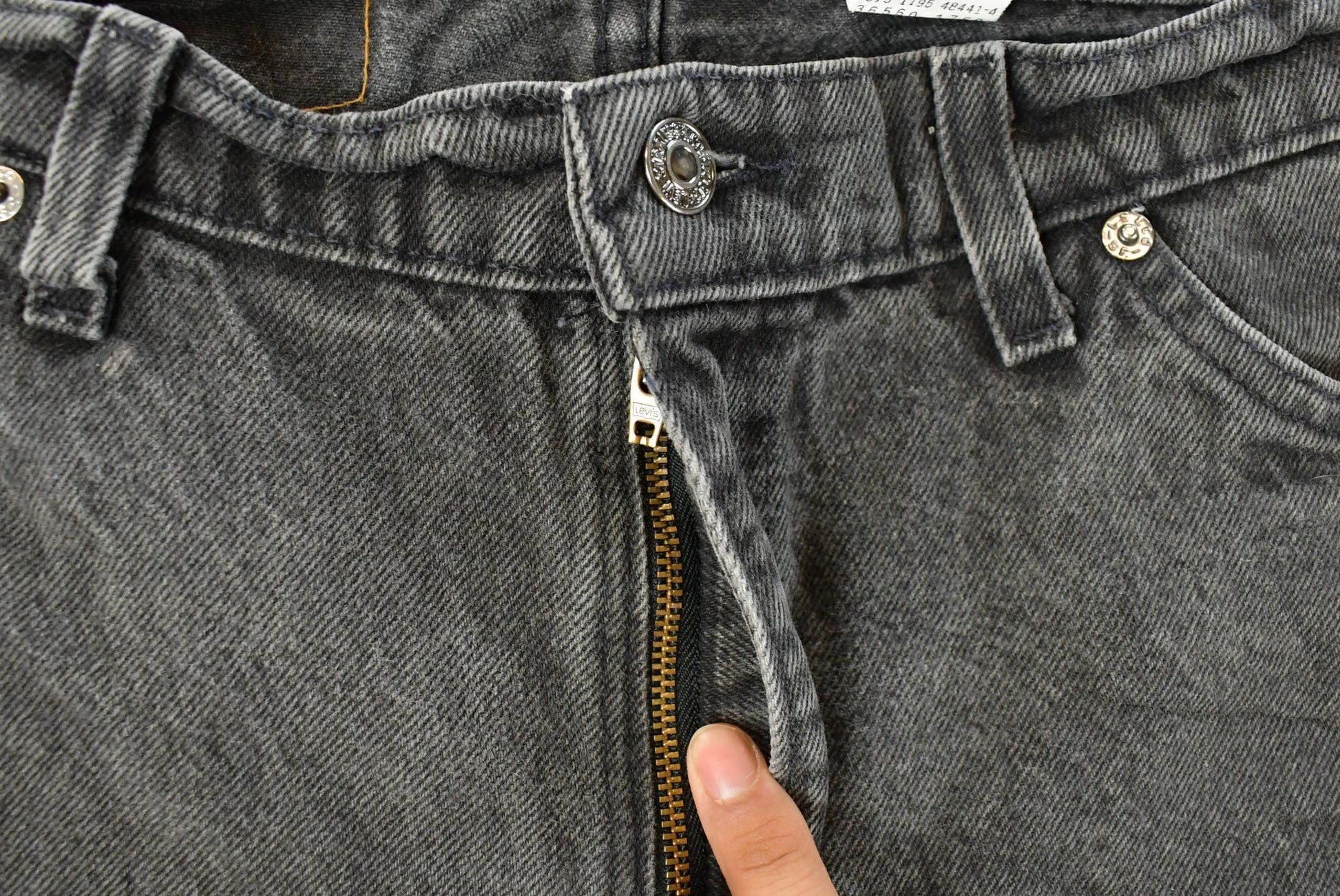 Vintage 90s Levi's 560 Denim Jean Shorts: Relaxed Fit, Orange Tab, Men's 34 from propervintagecanada