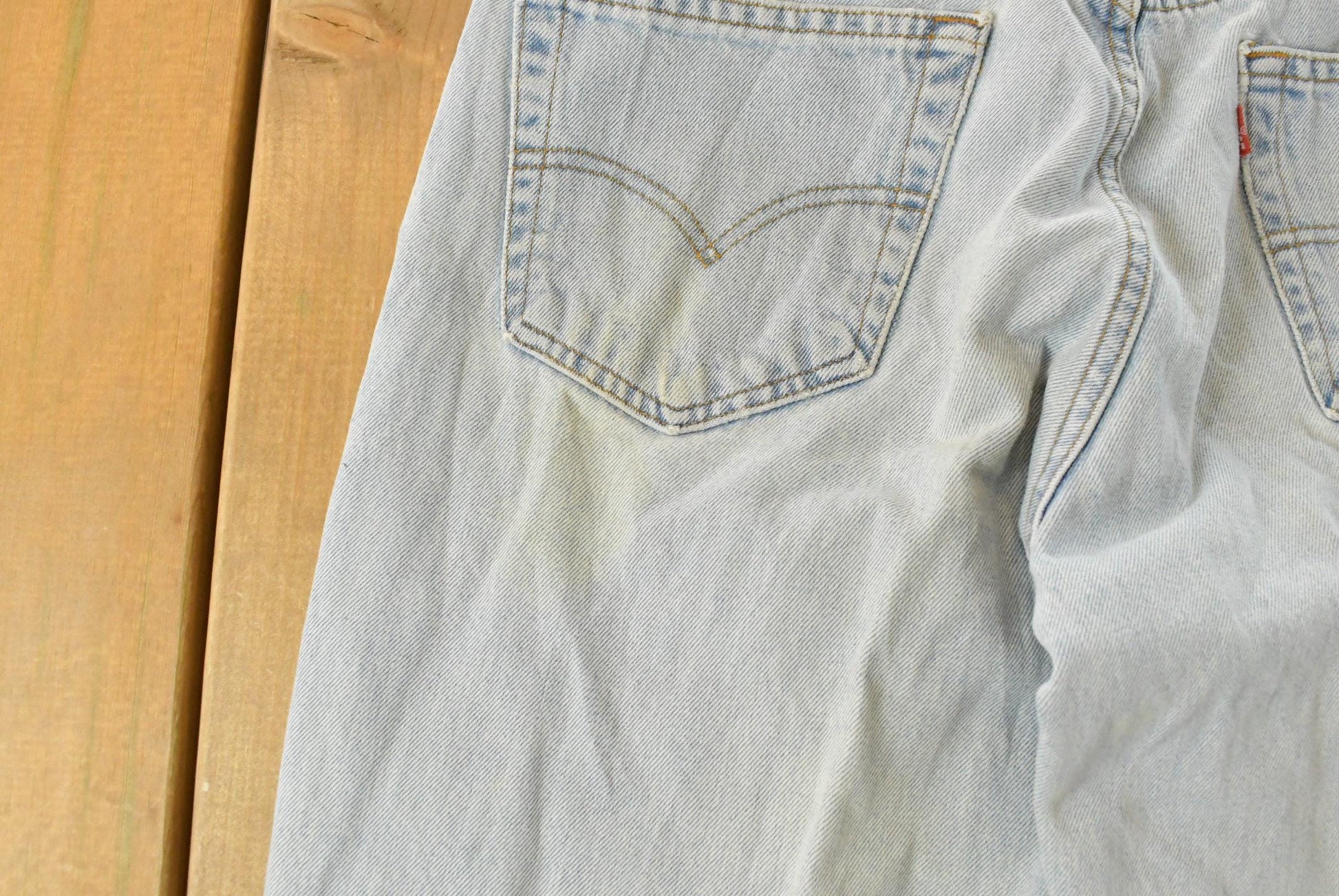 Vintage 90s Levi's 560 Jeans: Distressed Loose Tapered Fit, 32x29 from propervintagecanada