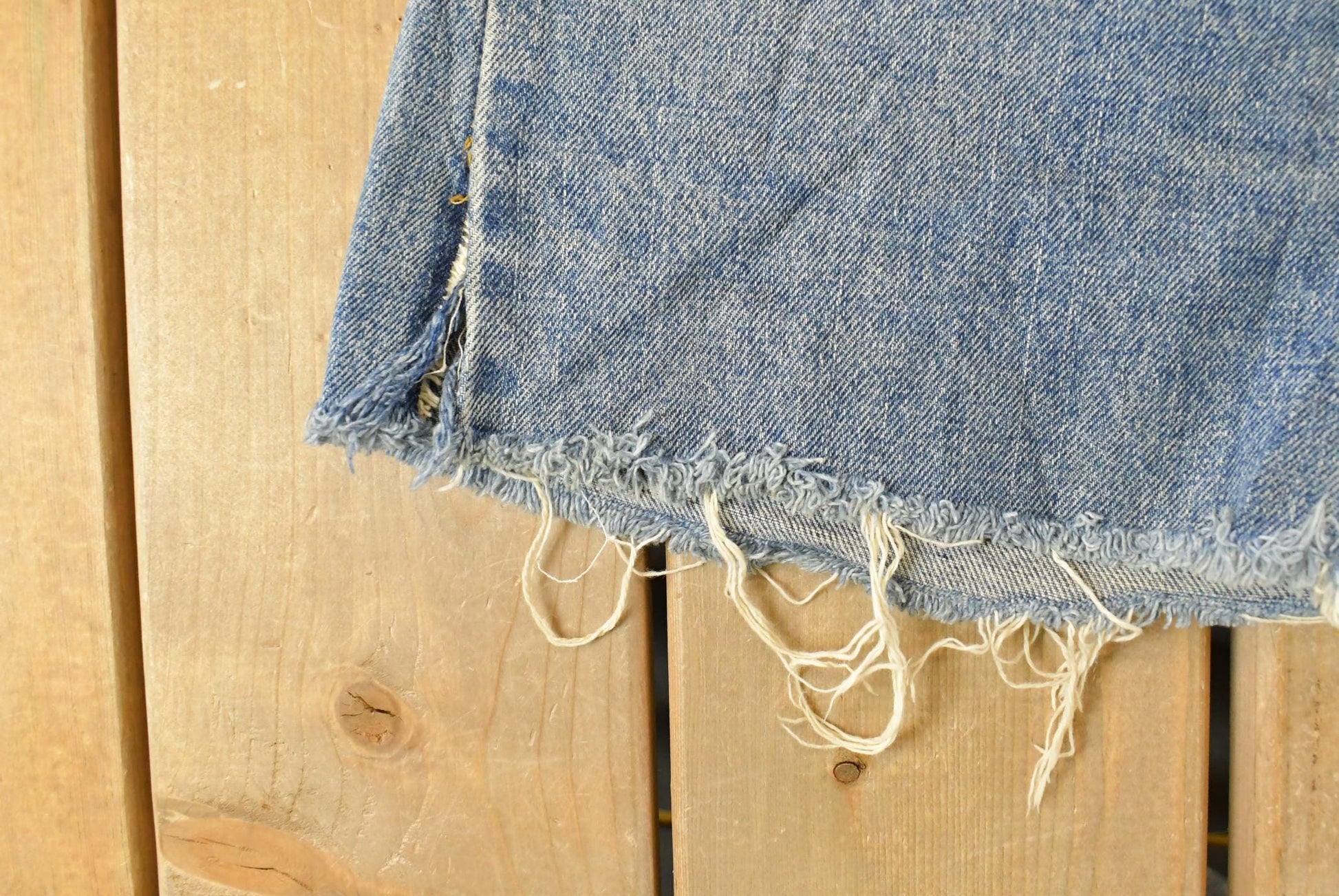 Vintage 90s Levi's Denim Jean Shorts: Relaxed Fit Cutoffs, Women's 31 from propervintagecanada