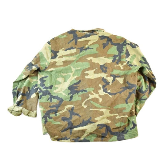 Vintage 90s Military Camo Button-Up Shirt  Mens L from propervintagecanada