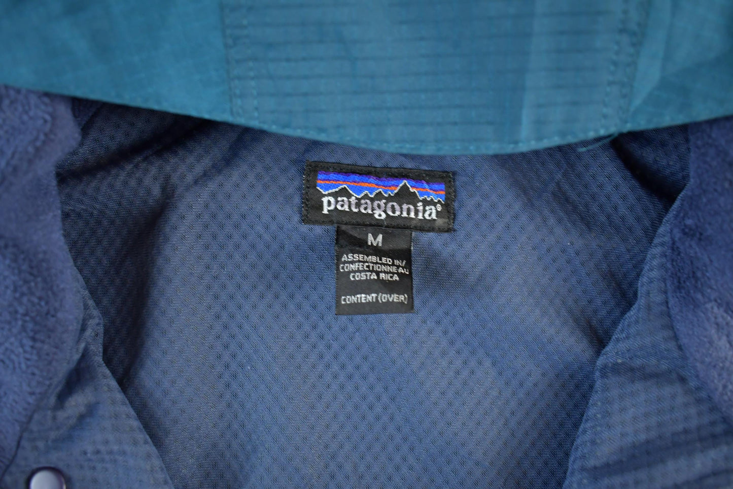 Vintage 90s Patagonia Hooded Jacket: Lightweight Full Zip, Men's Medium from propervintagecanada