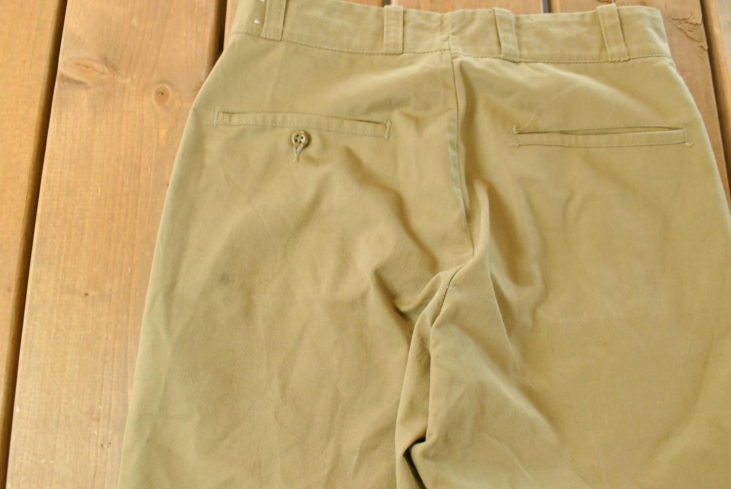 Vintage 90s Pleated Chino Pants Men's 28x27 - Skater Workwear from propervintagecanada