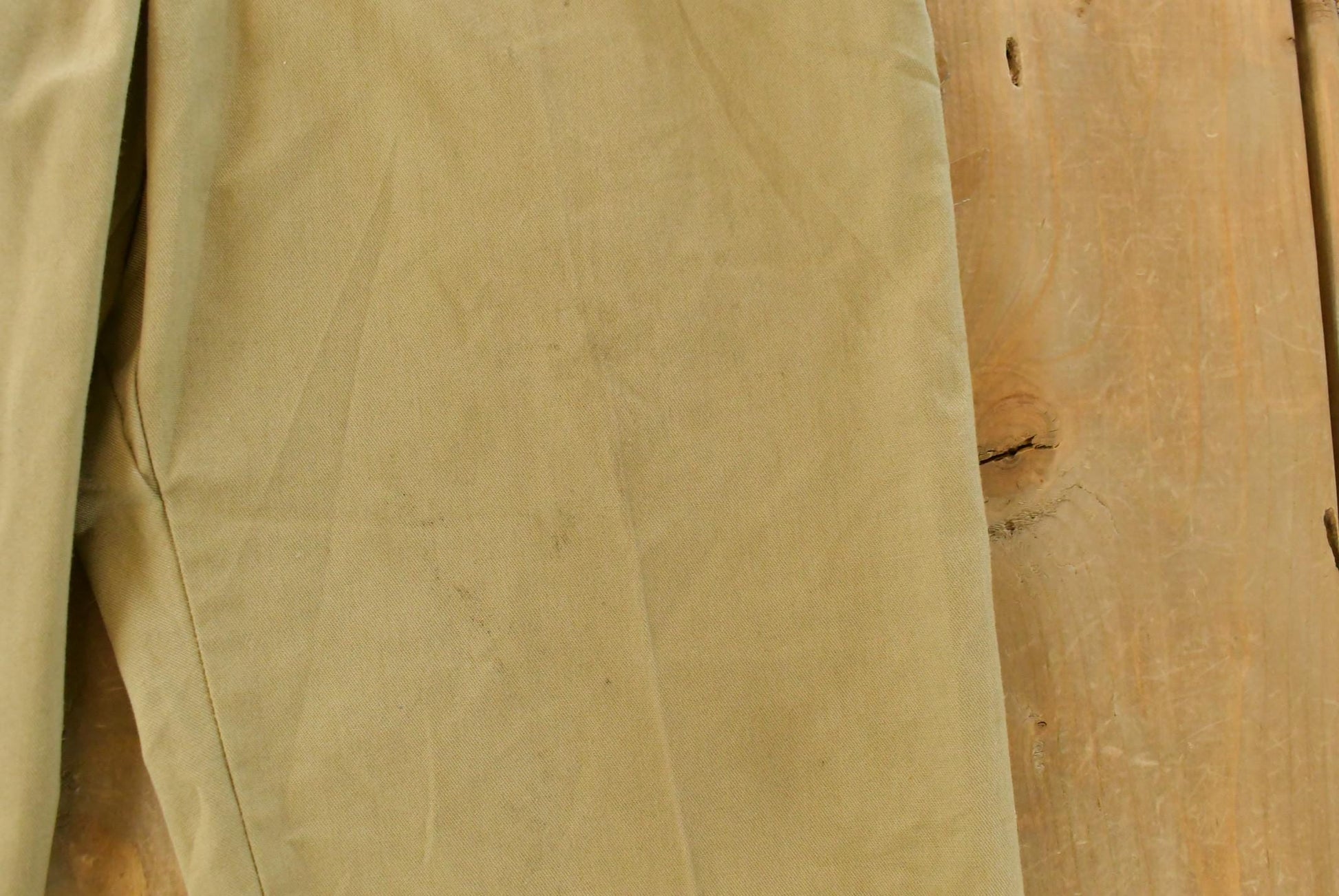 Vintage 90s Pleated Chino Pants Men's 28x27 - Skater Workwear from propervintagecanada