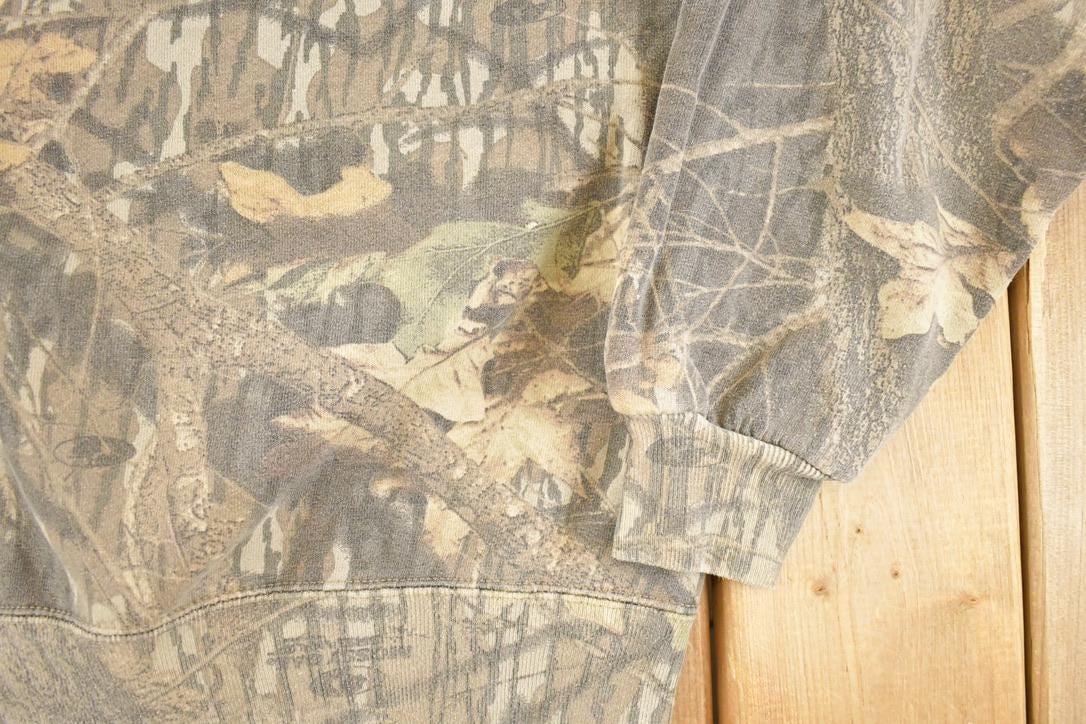 Vintage 90s Realtree Camo Crewneck Sweatshirt, Men's L from propervintagecanada