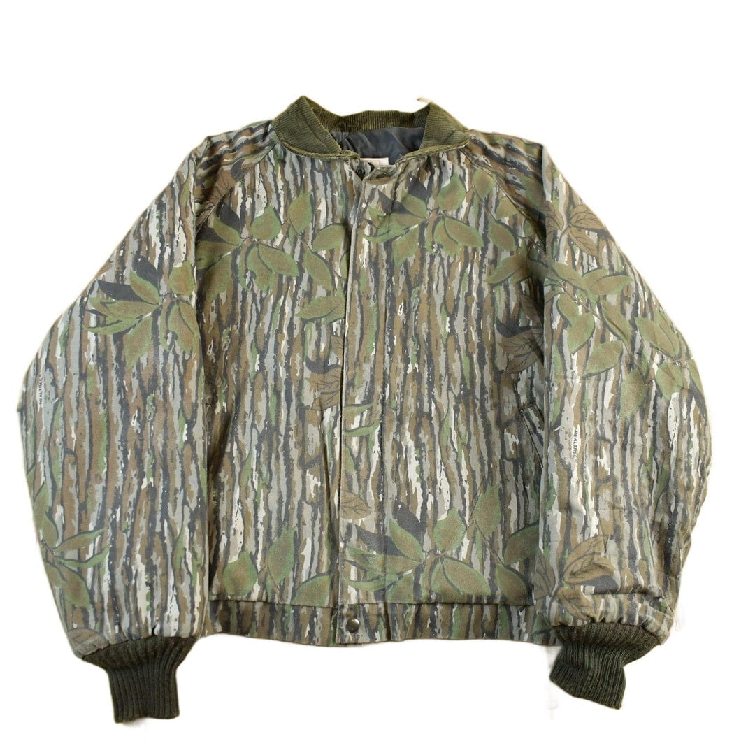 Vintage 90s Realtree Camo Jacket Walls Outdoors Blizzard Pruf Men's L Tall from propervintagecanada