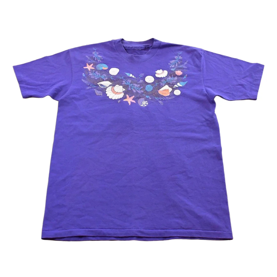 Vintage 90s Sea Shells Beach Graphic T-Shirt Men's L from propervintagecanada