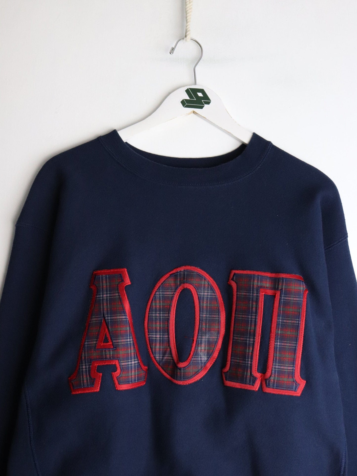 Vintage Alpha Omicron Pi Sweatshirt Mens Large Blue College from propervintagecanada