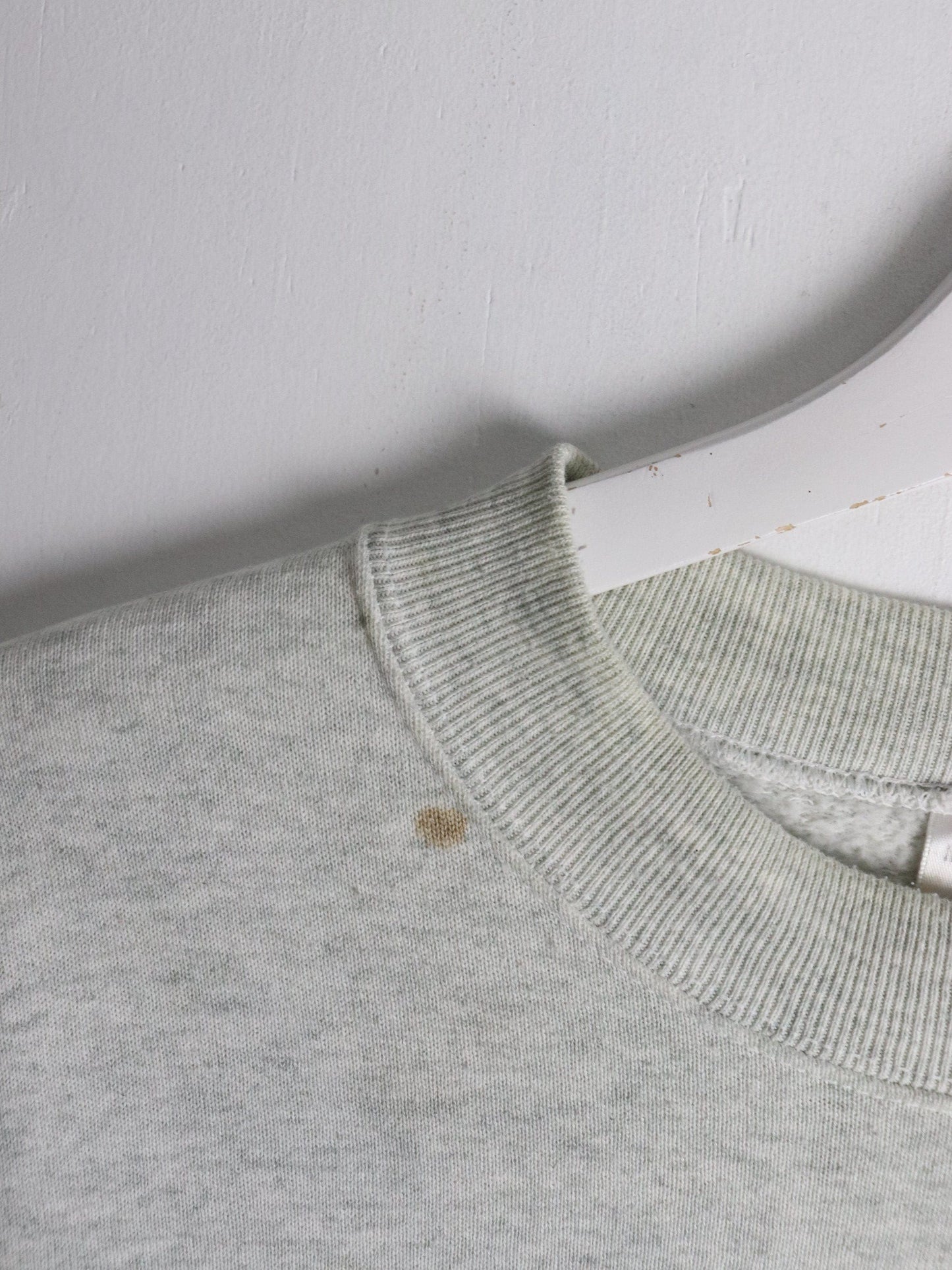 Vintage Anishinabi Fishing Lodge Sweatshirt Mens Medium Grey 90s from propervintagecanada