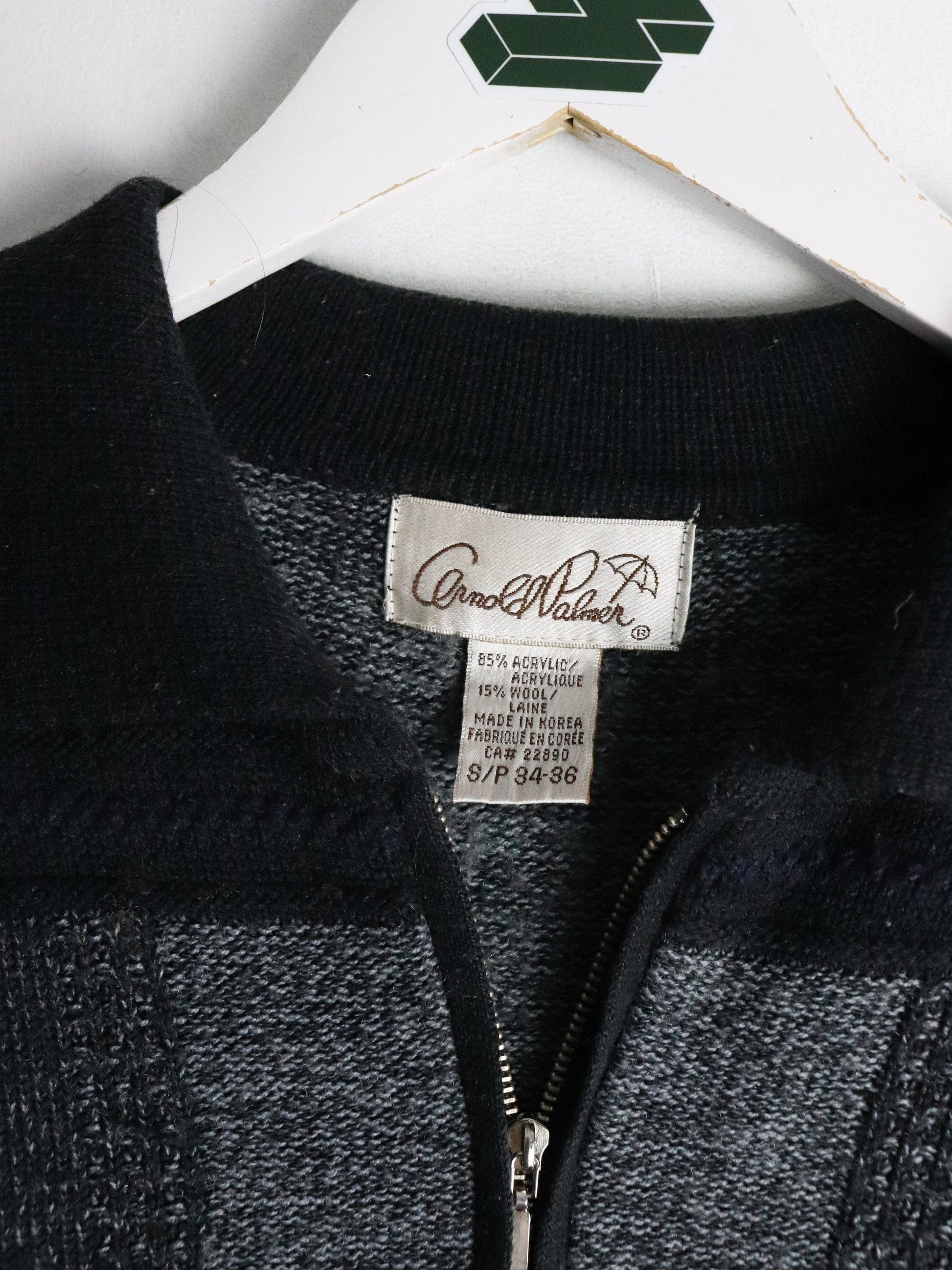 Vintage Arnold Palmer Sweater Mens Small Grey Knit from propervintagecanada