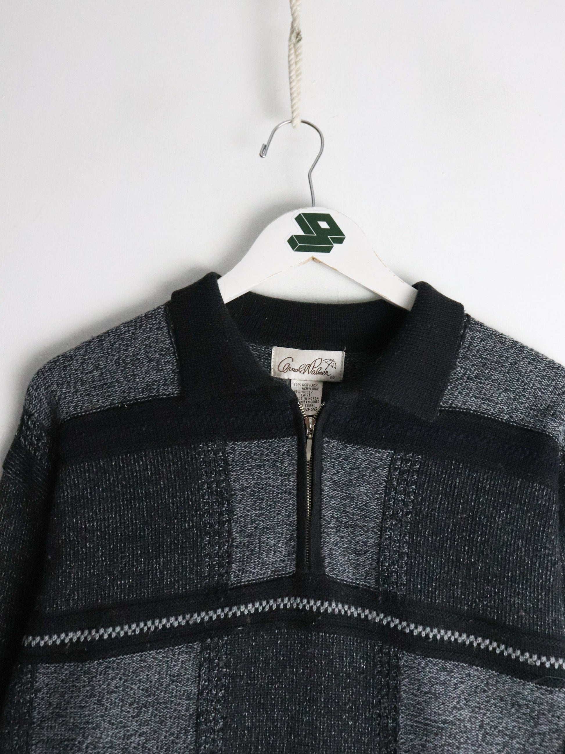 Vintage Arnold Palmer Sweater Mens Small Grey Knit from propervintagecanada