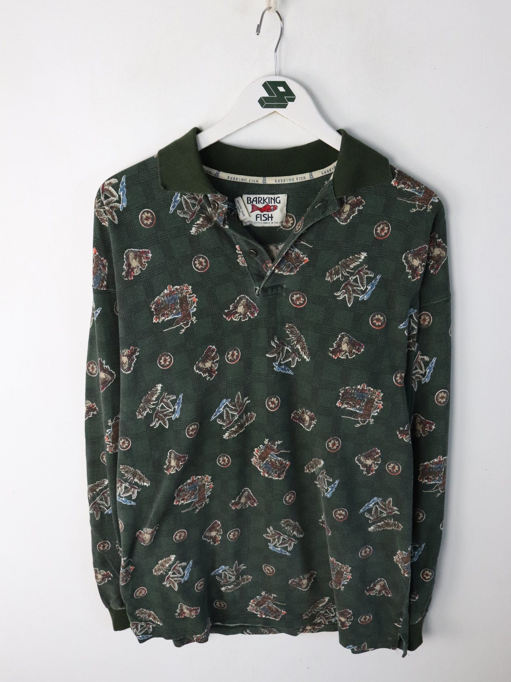 Vintage Barking Fish Shirt Mens Medium Green from propervintagecanada