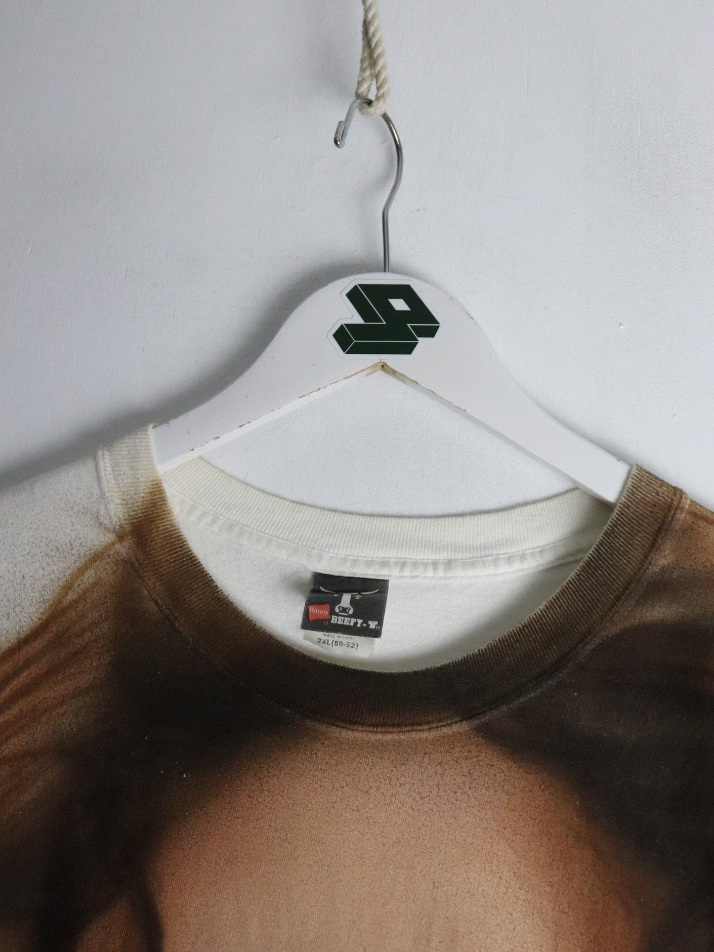 Vintage Big Face T Shirt Mens 2XL White from propervintagecanada