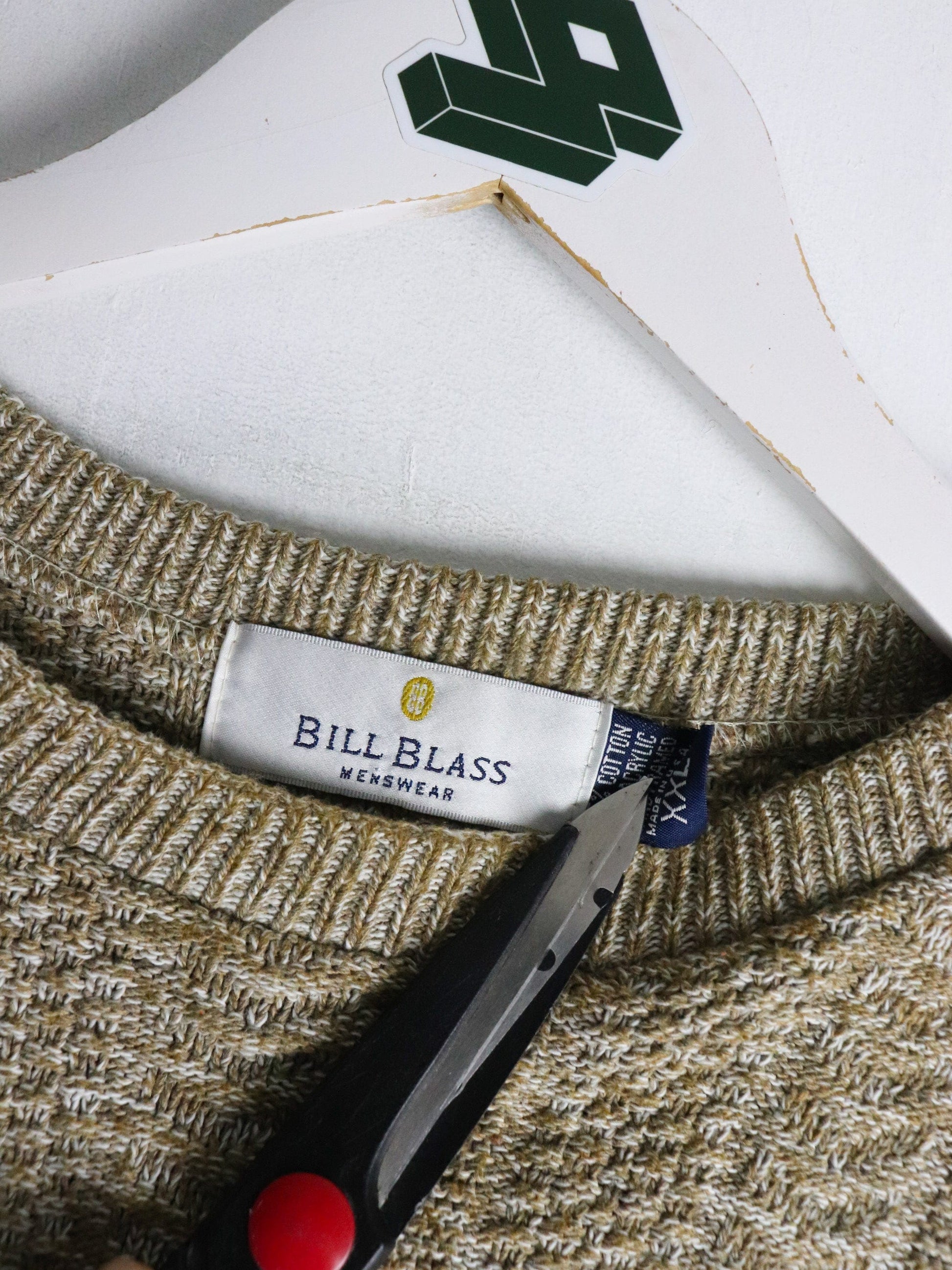 Vintage Bill Blass Sweater Mens 2XL Beige Knit from propervintagecanada