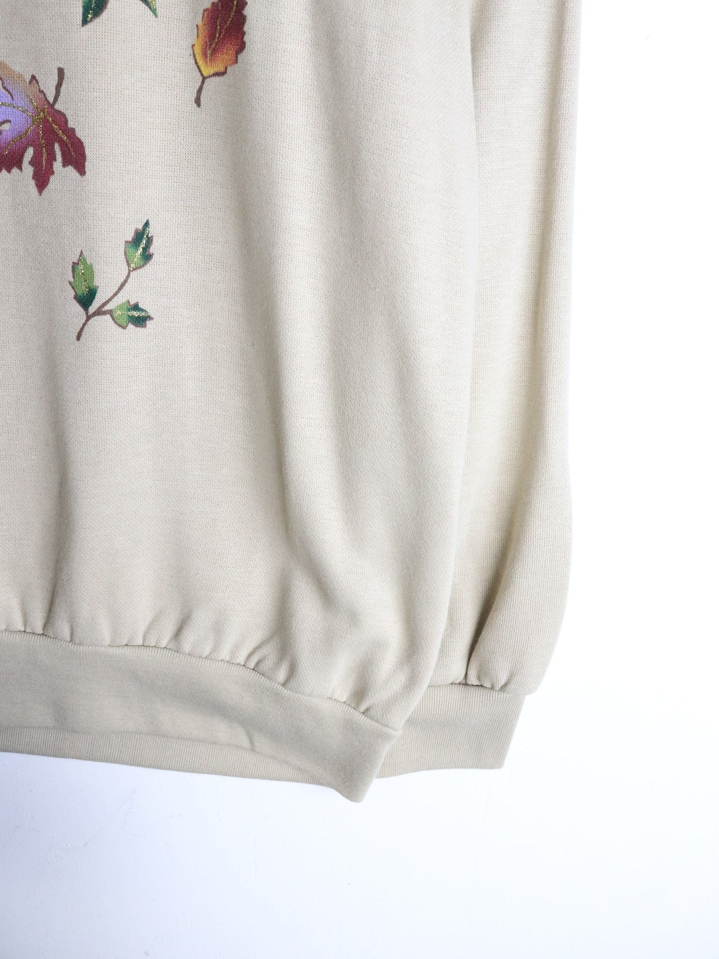 Vintage Blair Sweatshirt Womens Medium Beige from propervintagecanada