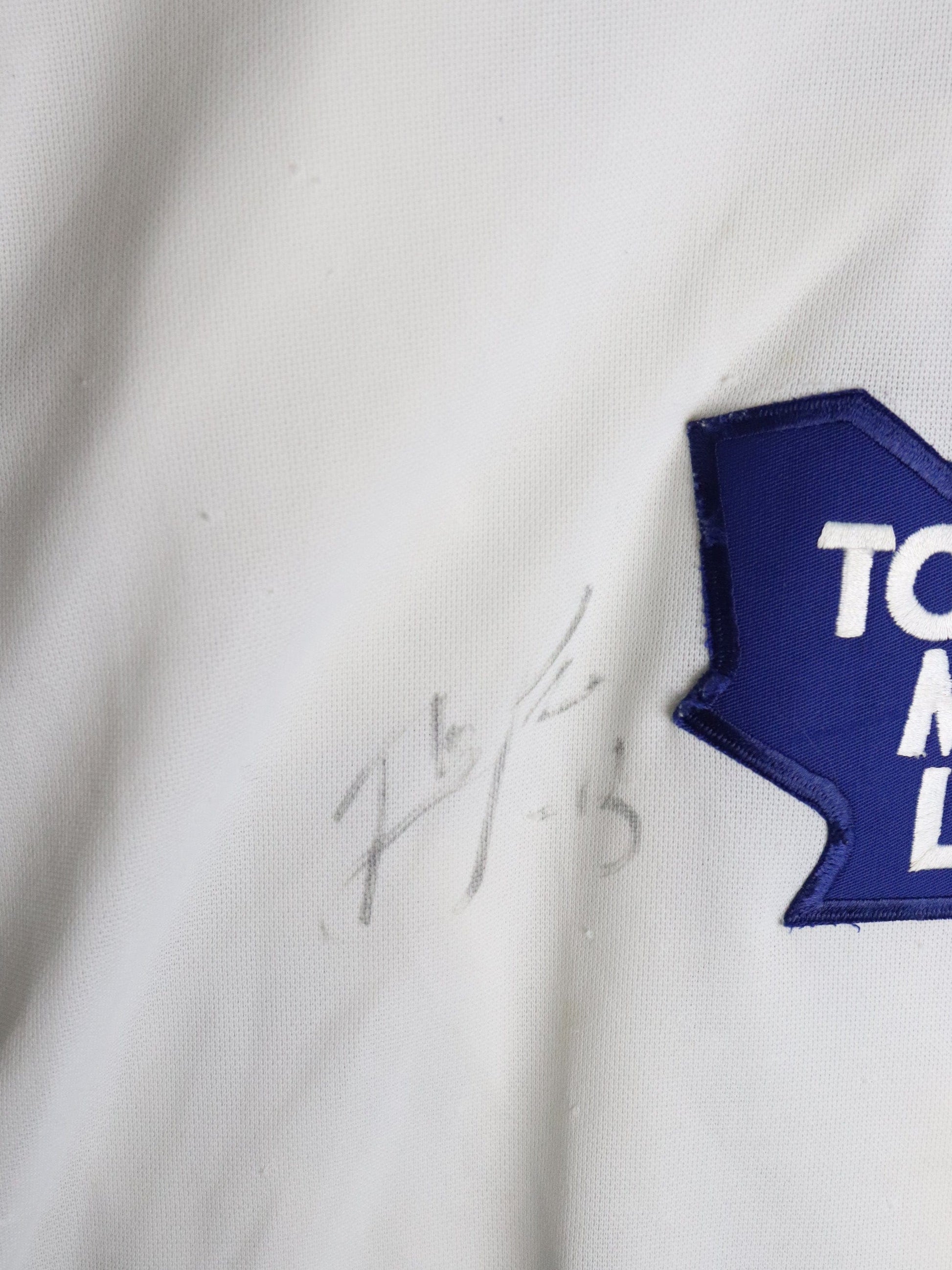 Vintage Bob Rouse Toronto Maple Leafs Hockey Jersey Youth L/XL White CCM Signed from propervintagecanada