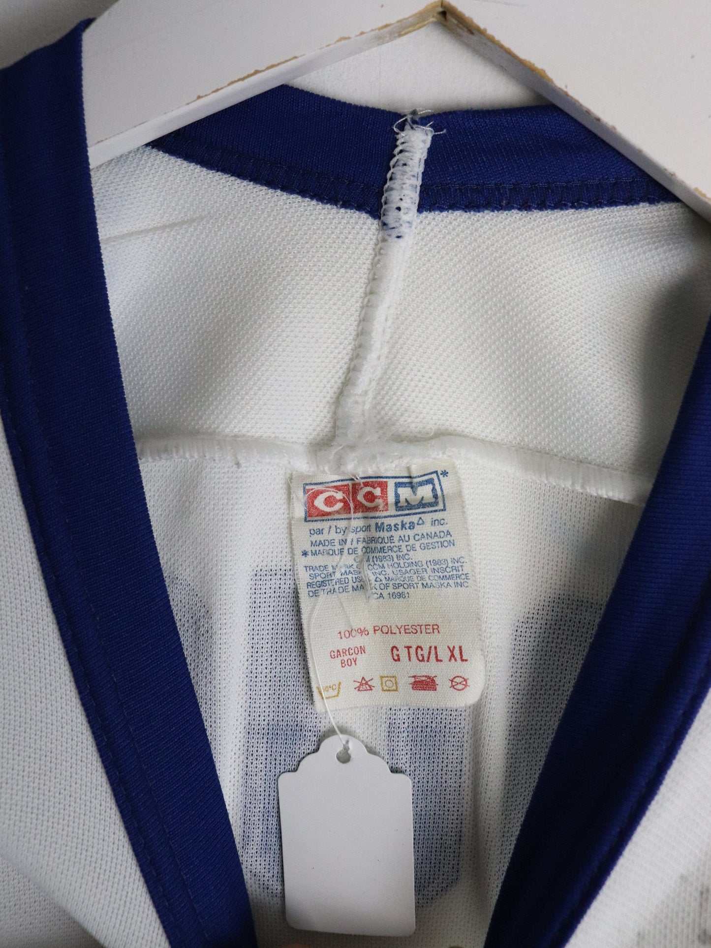 Vintage Bob Rouse Toronto Maple Leafs Hockey Jersey Youth L/XL White CCM Signed from propervintagecanada