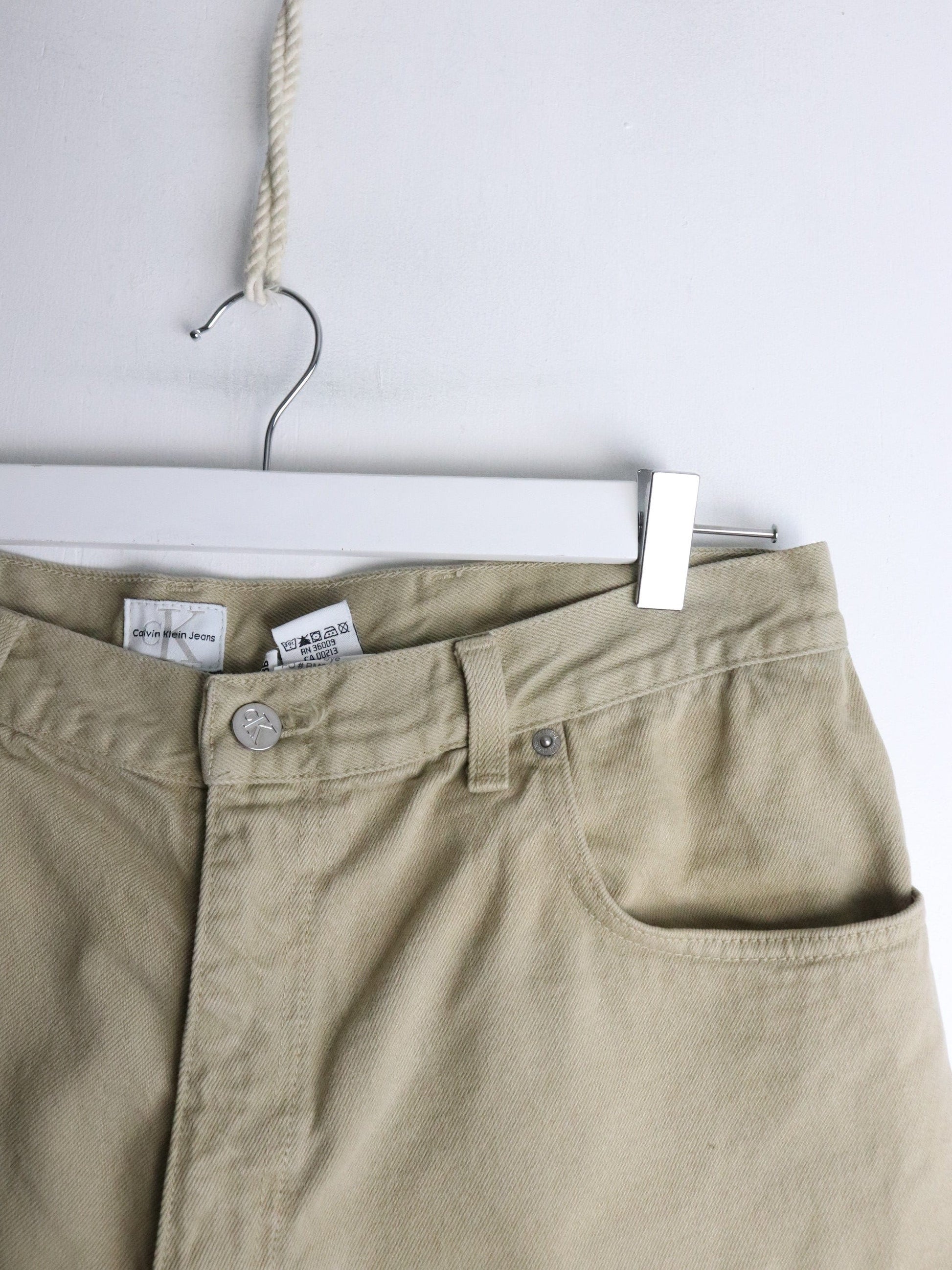 Vintage Calvin Klein Shorts Mens 36 Beige Jorts from propervintagecanada