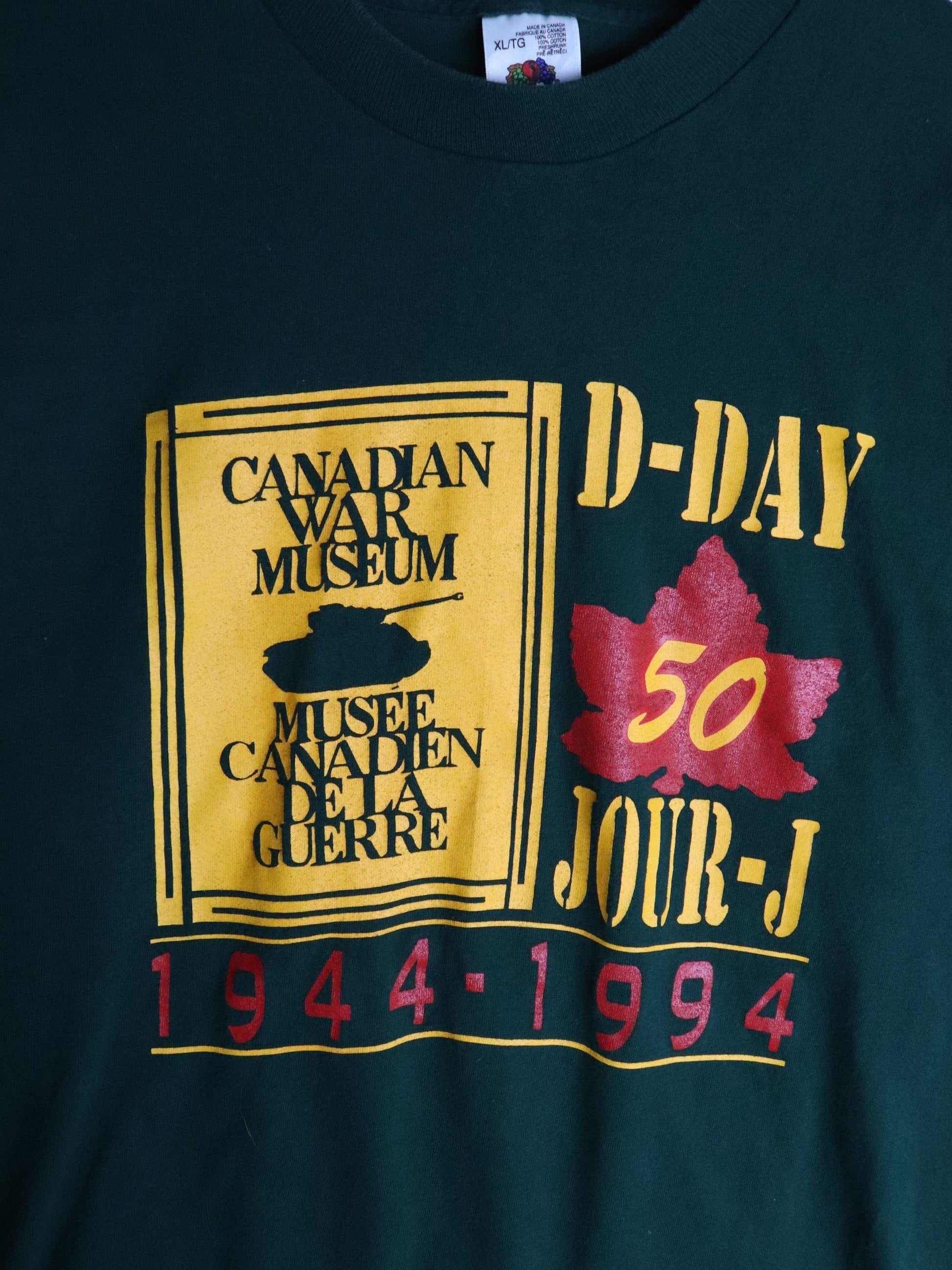 Vintage Canadian War Museum T Shirt Mens XL Green from propervintagecanada
