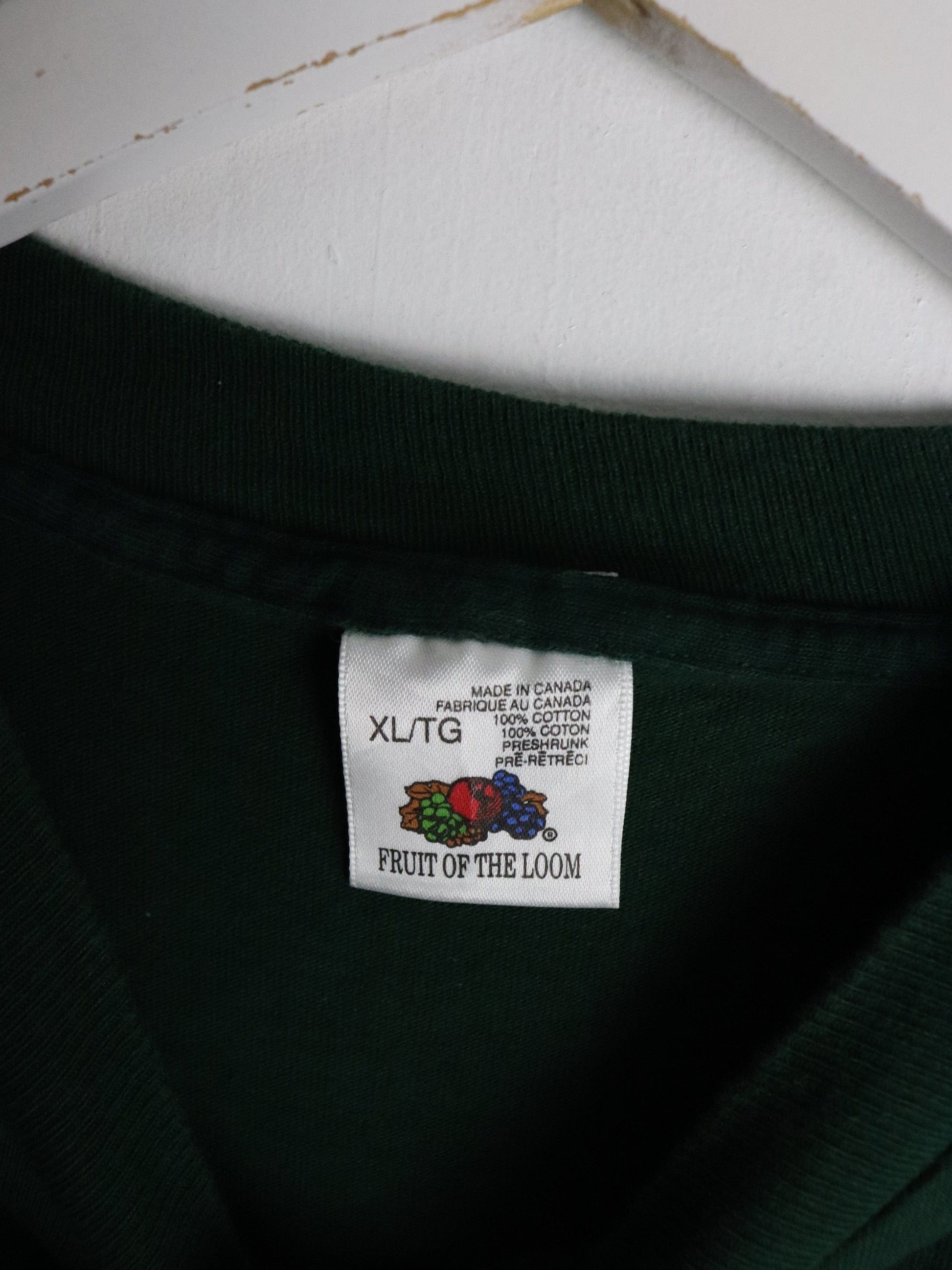 Vintage Canadian War Museum T Shirt Mens XL Green from propervintagecanada