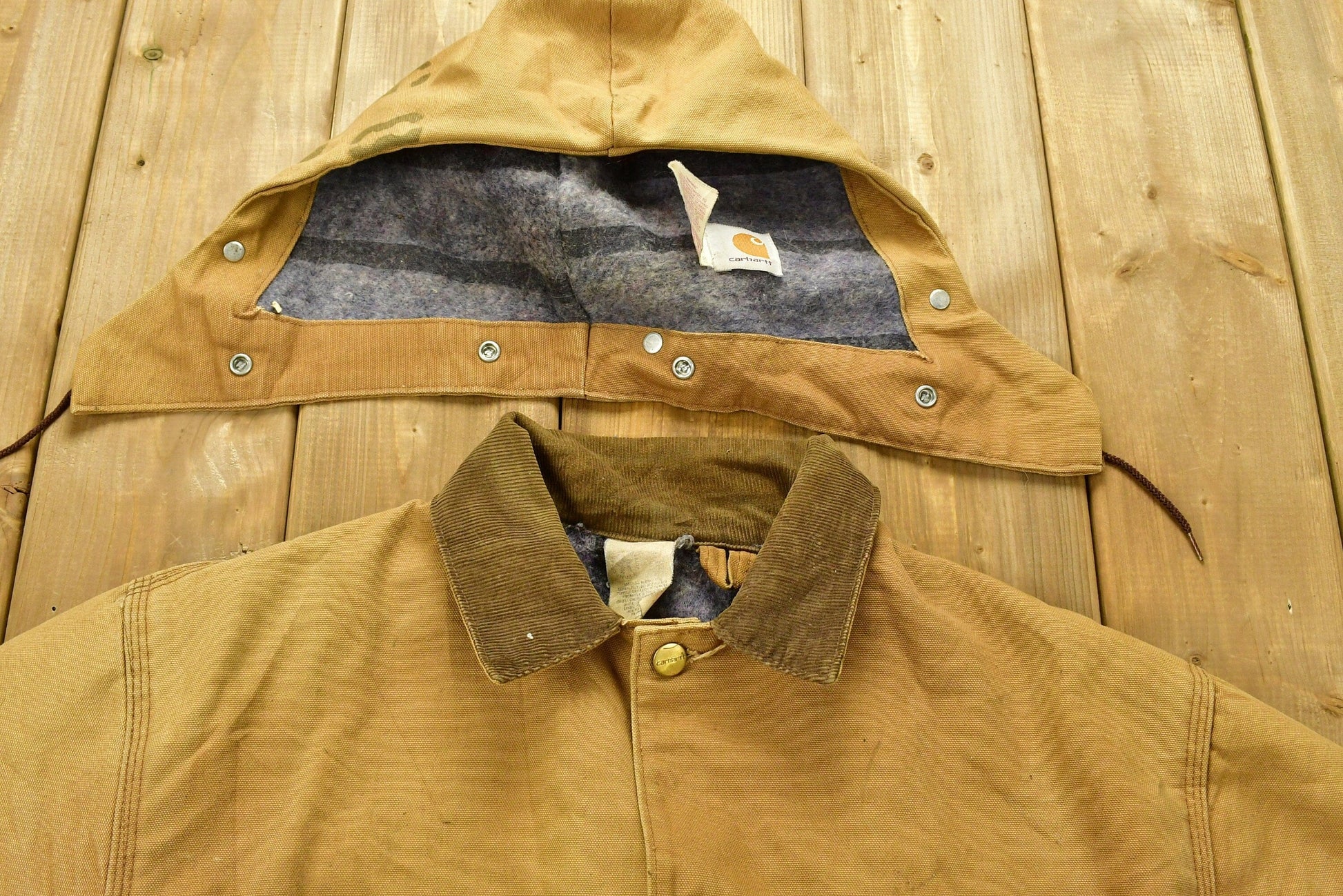 Vintage Carhartt Chore Coat Blanket Lined 1980s With Hood / Vintage Workwear / Streetwear / Made In USA / 90s / Distressed Carhartt from propervintagecanada