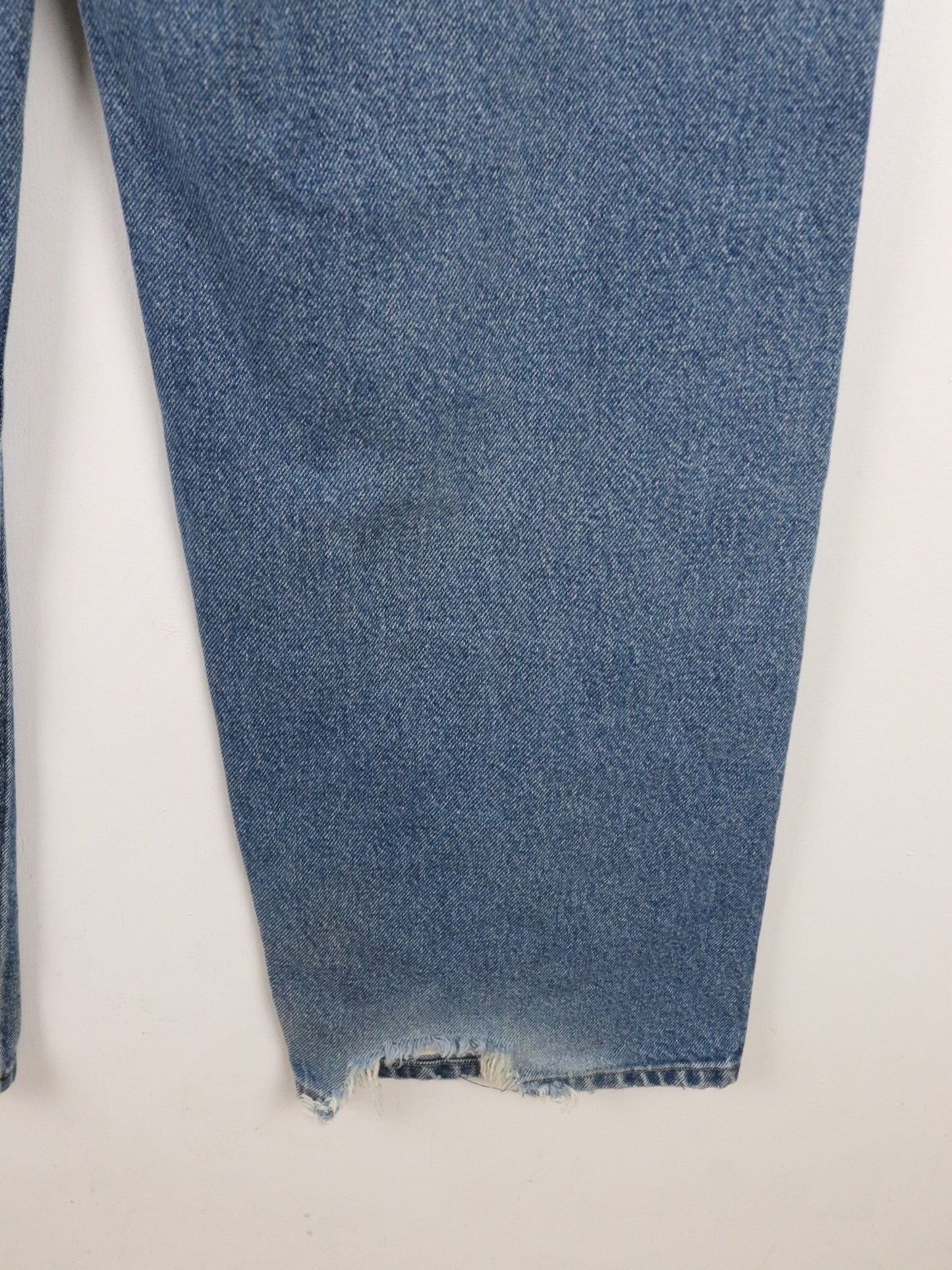 Vintage Carhartt Denim Jeans Mens 36 x 30 Blue Relaxed Fit from propervintagecanada