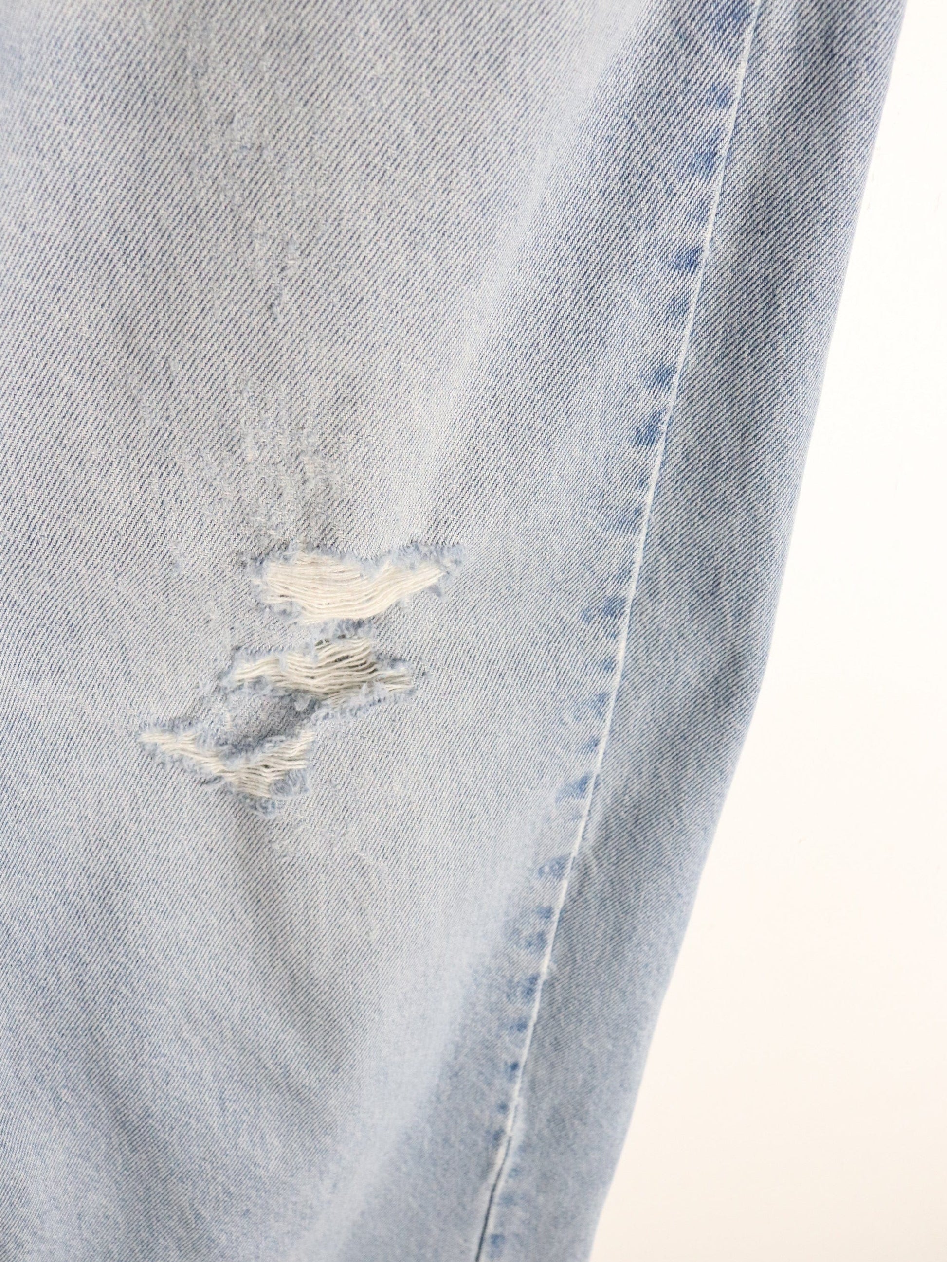 Vintage Carhartt Denim Jeans Mens 38 x 30 Blue from propervintagecanada