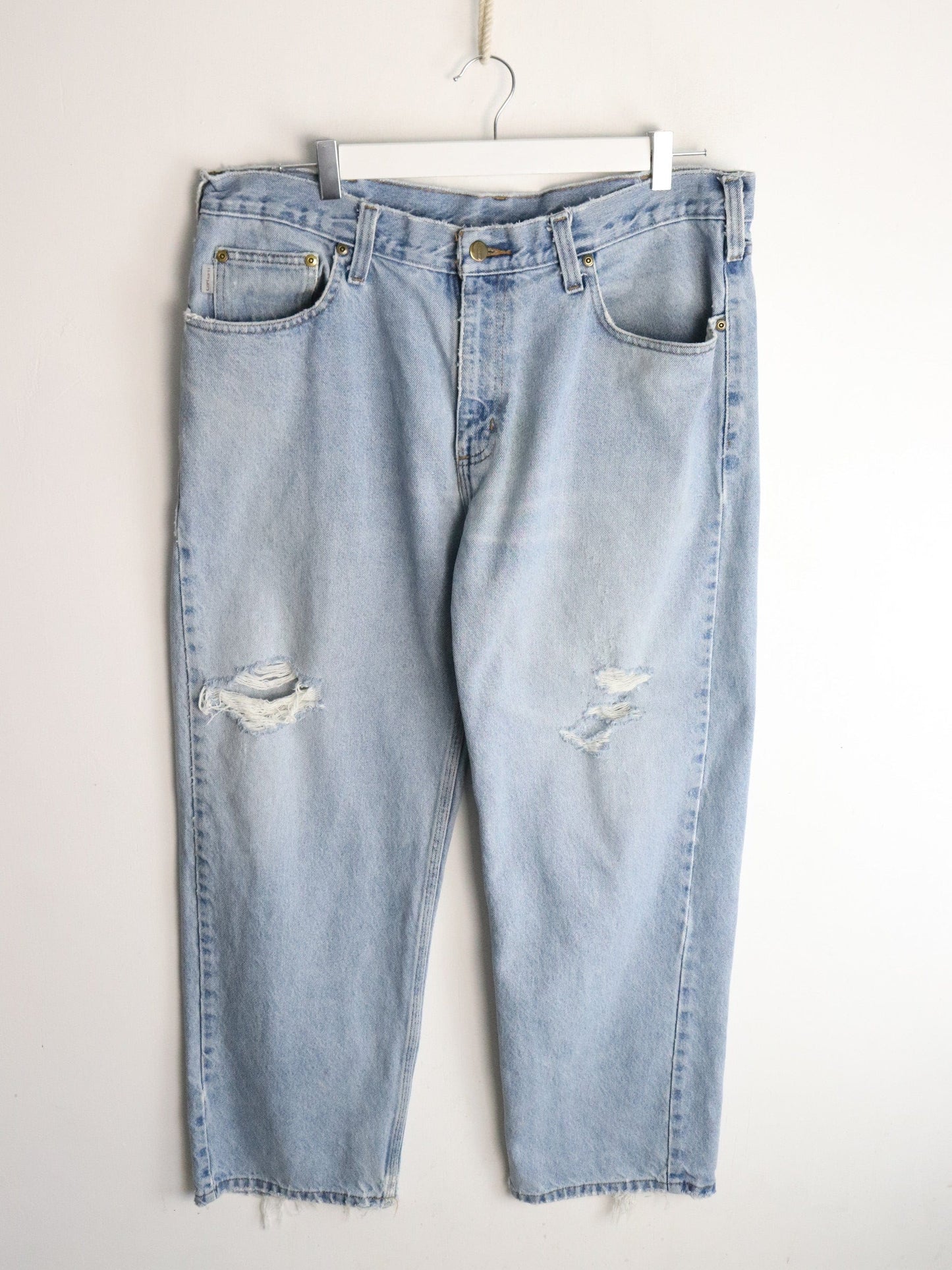 Vintage Carhartt Denim Jeans Mens 38 x 30 Blue from propervintagecanada