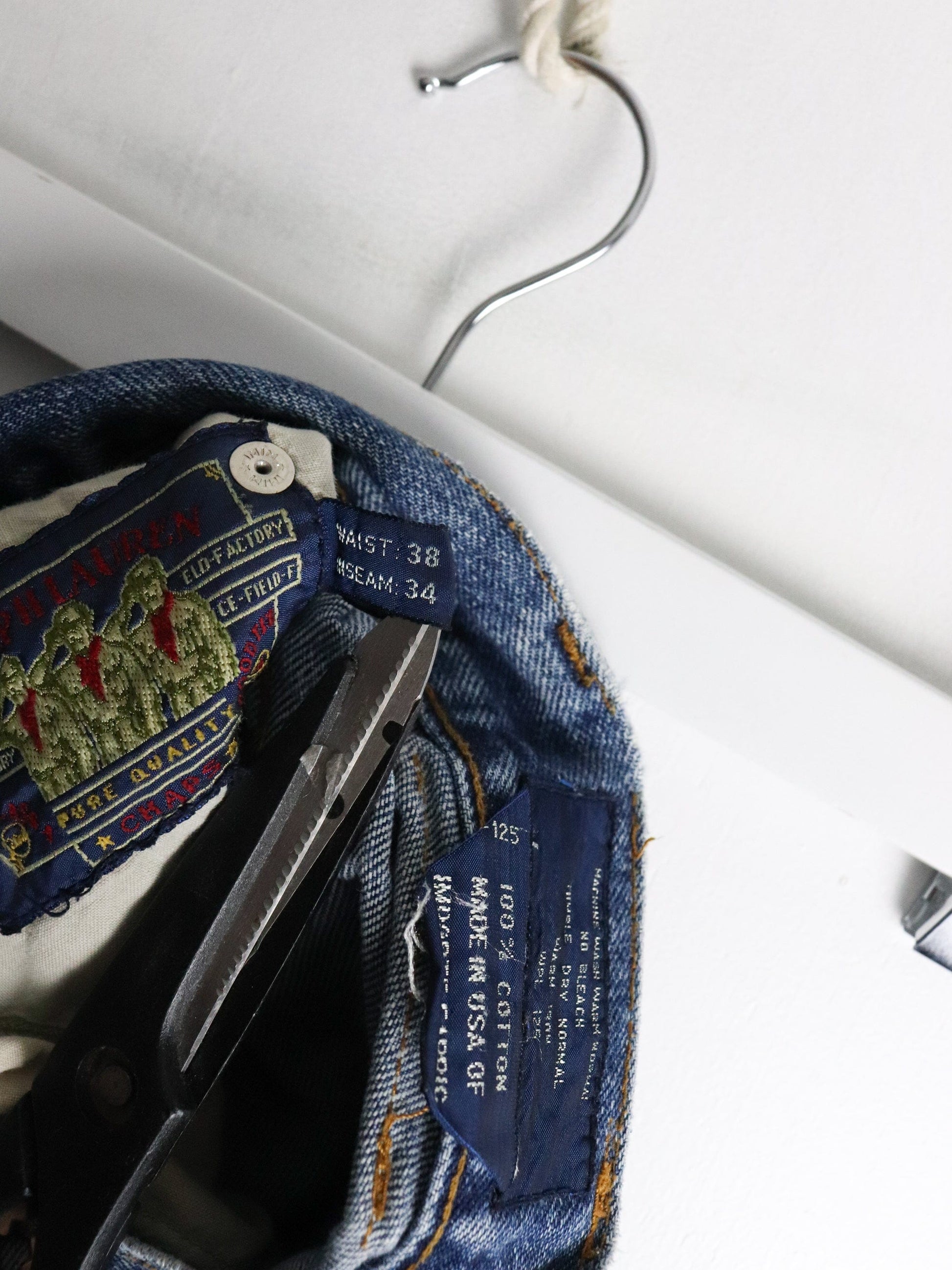 Vintage Chaps Ralph Lauren Pants Fits Mens 35 x 31 Blue Denim Jeans from propervintagecanada