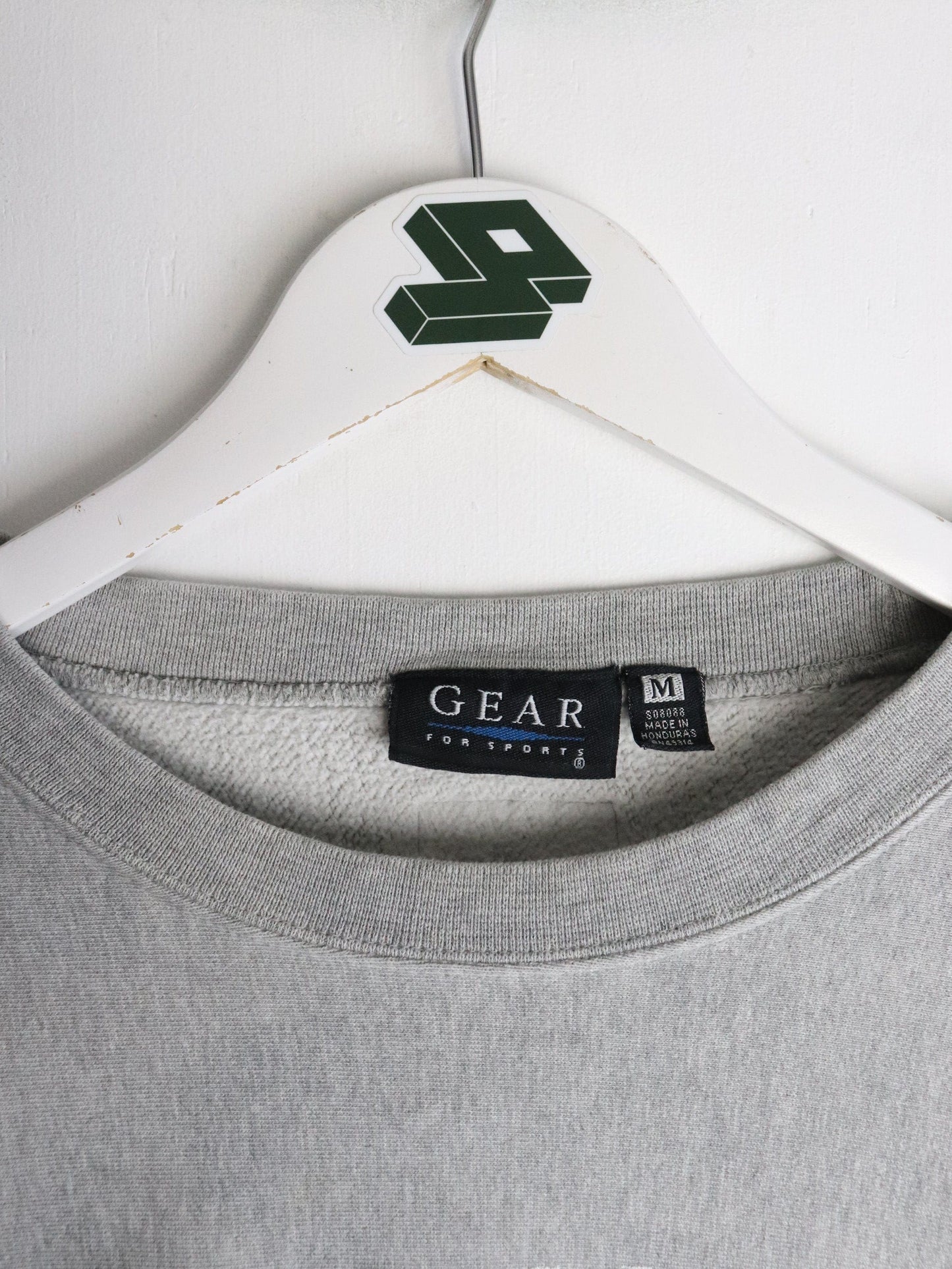 Vintage Chicago School of Business Sweatshirt Mens Medium Grey from propervintagecanada