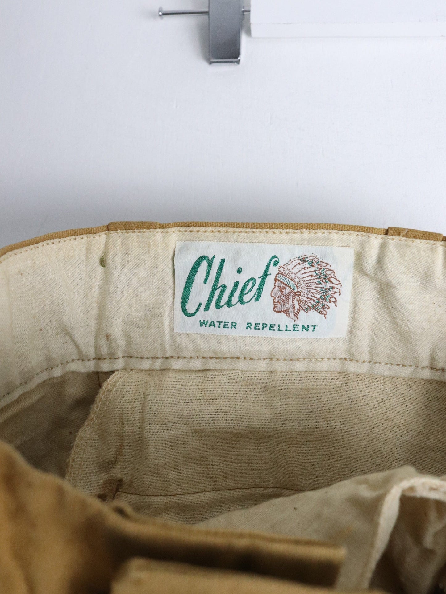 Vintage Chief Pants Mens 31 x 27 Brown Leather Brush Outdoors from propervintagecanada