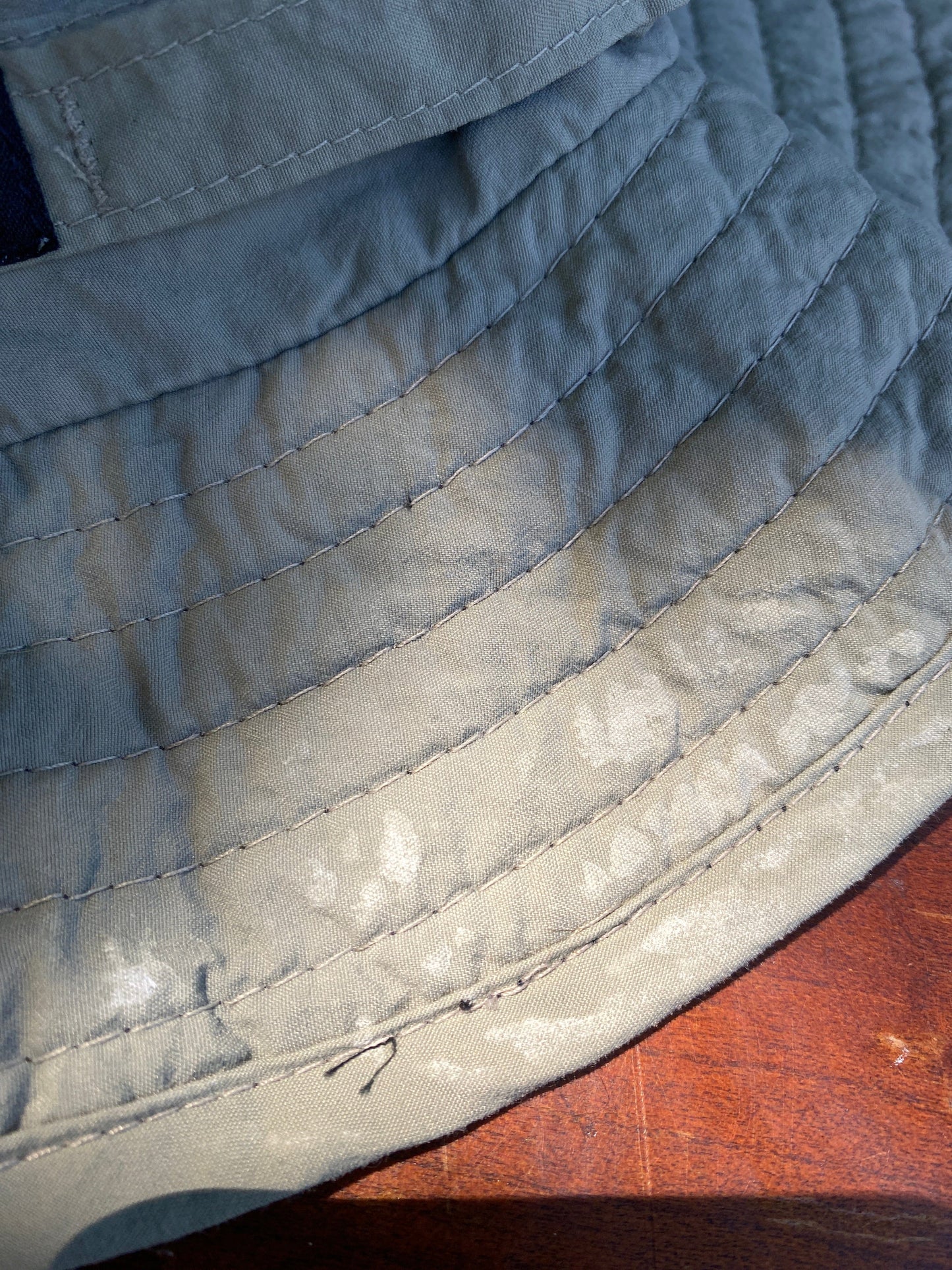 Vintage Columbia Bucket Hat Adult Green from propervintagecanada