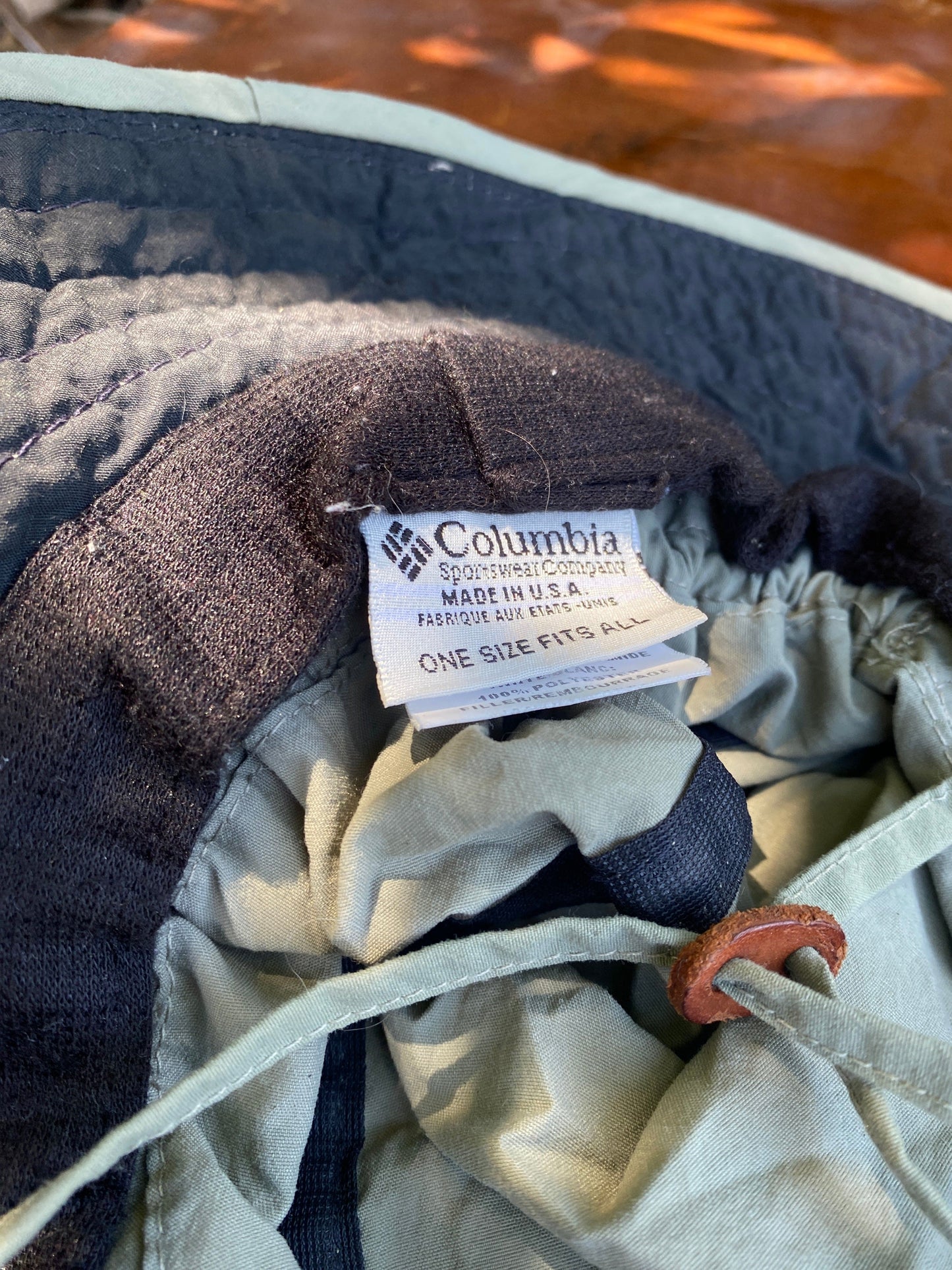 Vintage Columbia Bucket Hat Adult Green from propervintagecanada