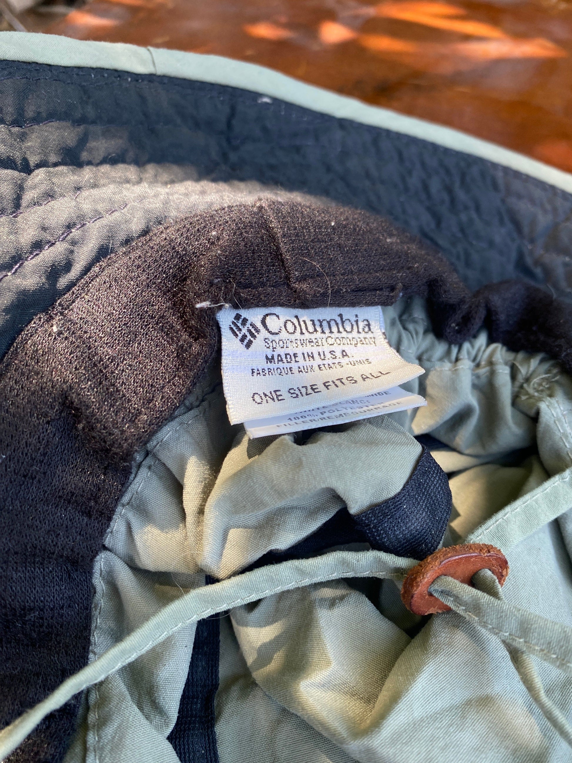 Vintage Columbia Bucket Hat Adult Green from propervintagecanada