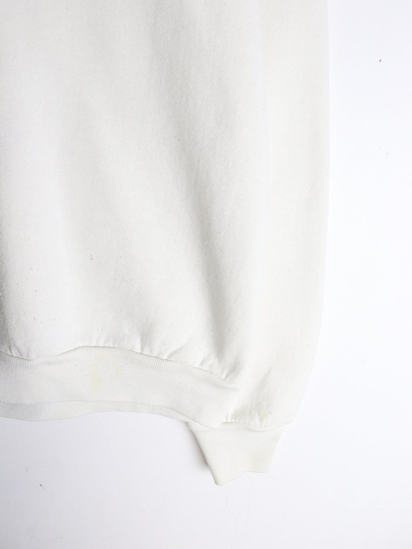 Vintage Cruising Club Sweatshirt Mens Large White from propervintagecanada